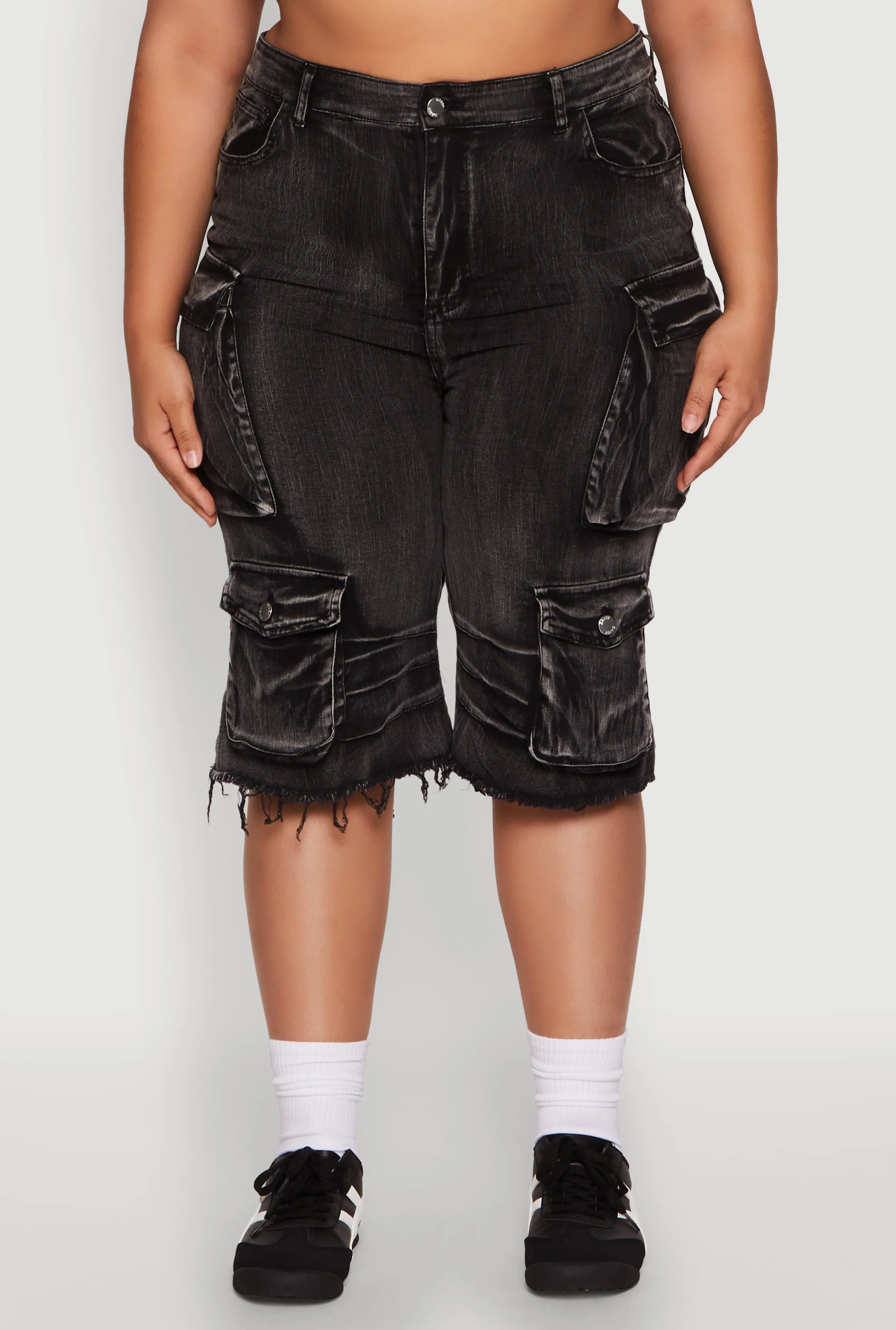 Plus Size Daisy Frayed Hem Denim Cargo Shorts sold by Rainbow product image thumbnail 5