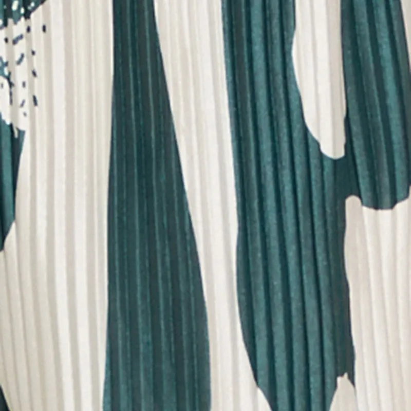 Plus Size Plisse Printed Palazzo Pants sold by Rainbow product image thumbnail 4