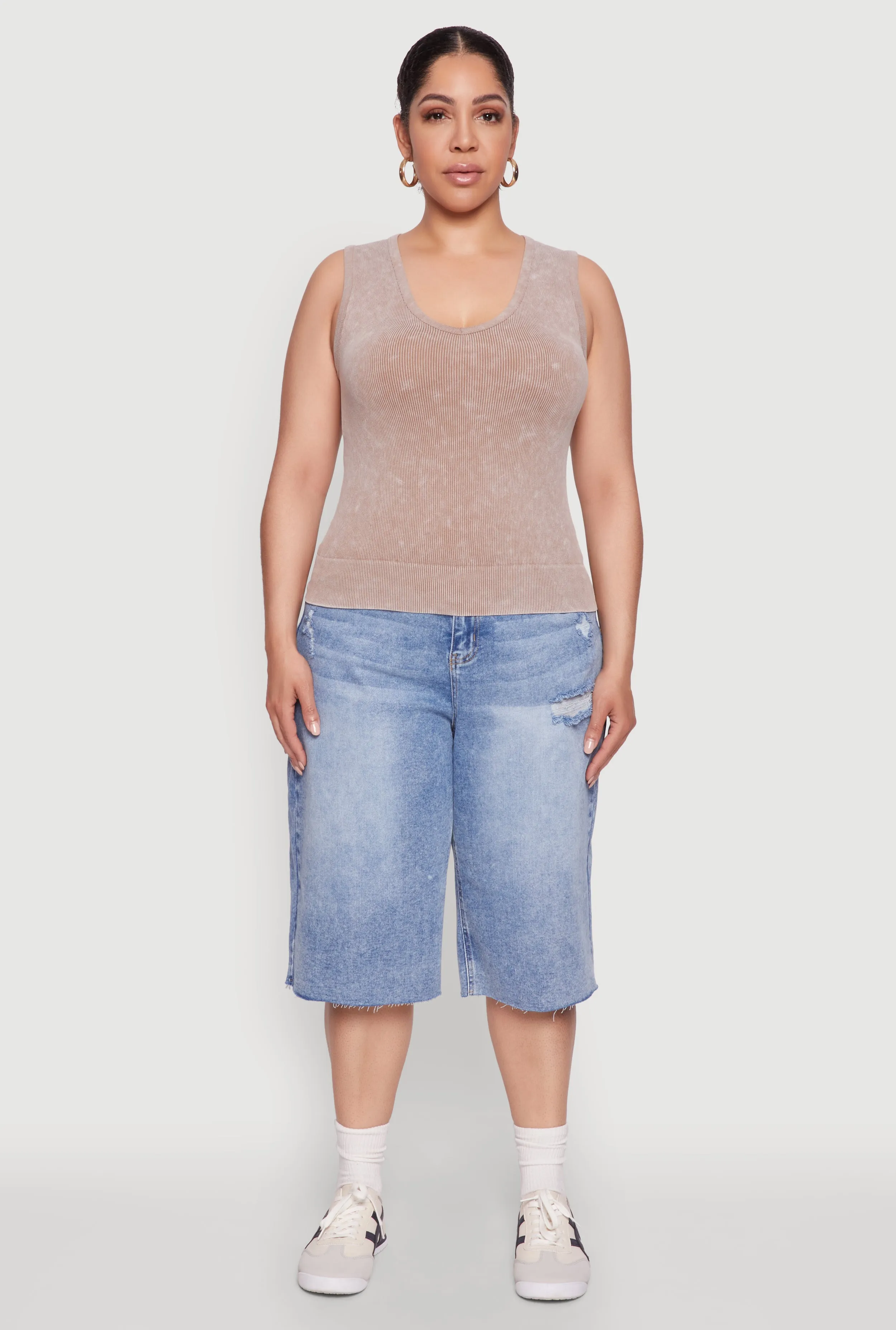 Plus Size Seamless Mineral Wash V Neck Tank Top sold by Rainbow product image thumbnail 3