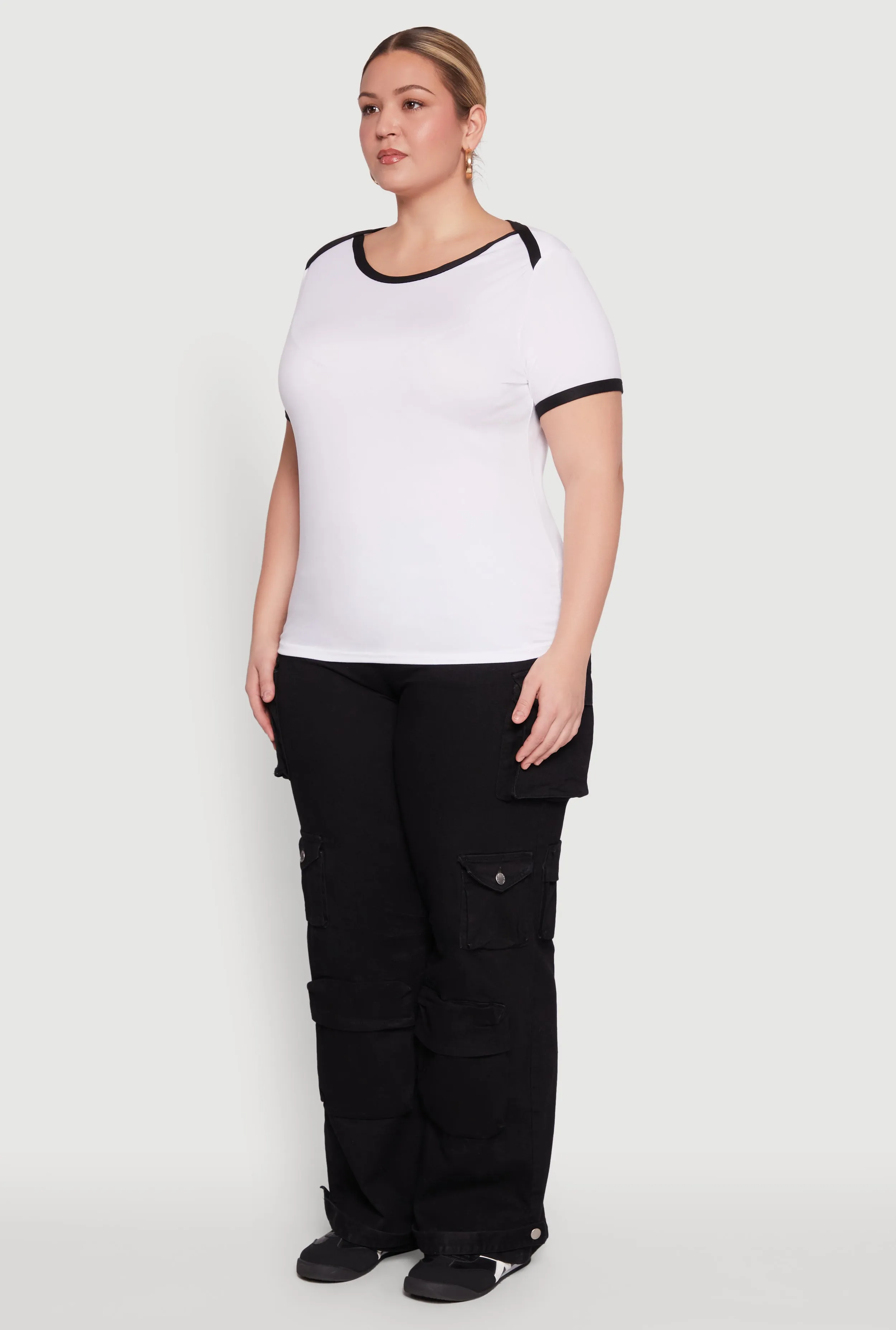 Plus Size Contrast Trim Short Sleeve Top sold by Rainbow product image thumbnail 5