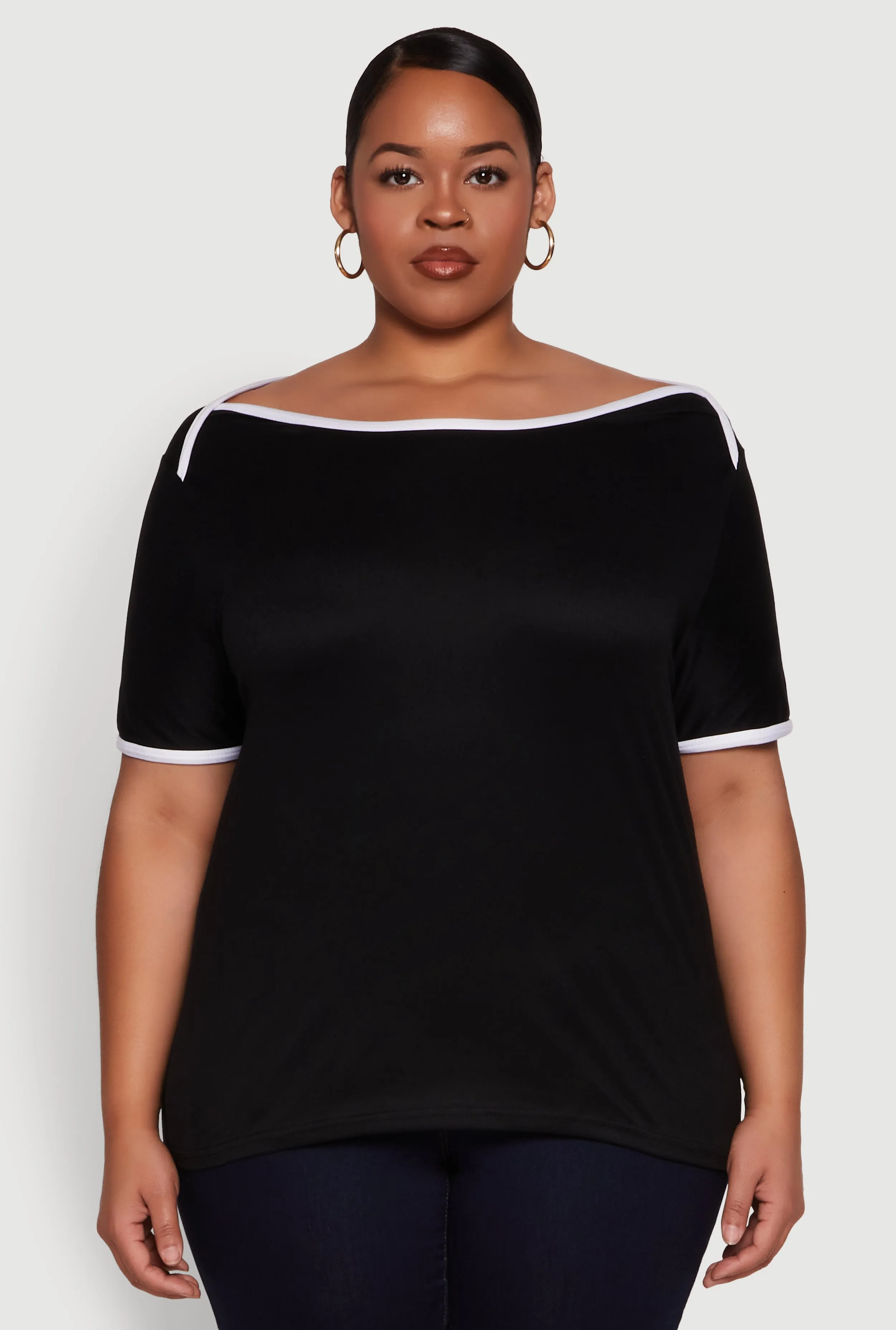 Plus Size Contrast Trim Short Sleeve Top sold by Rainbow product image thumbnail 2