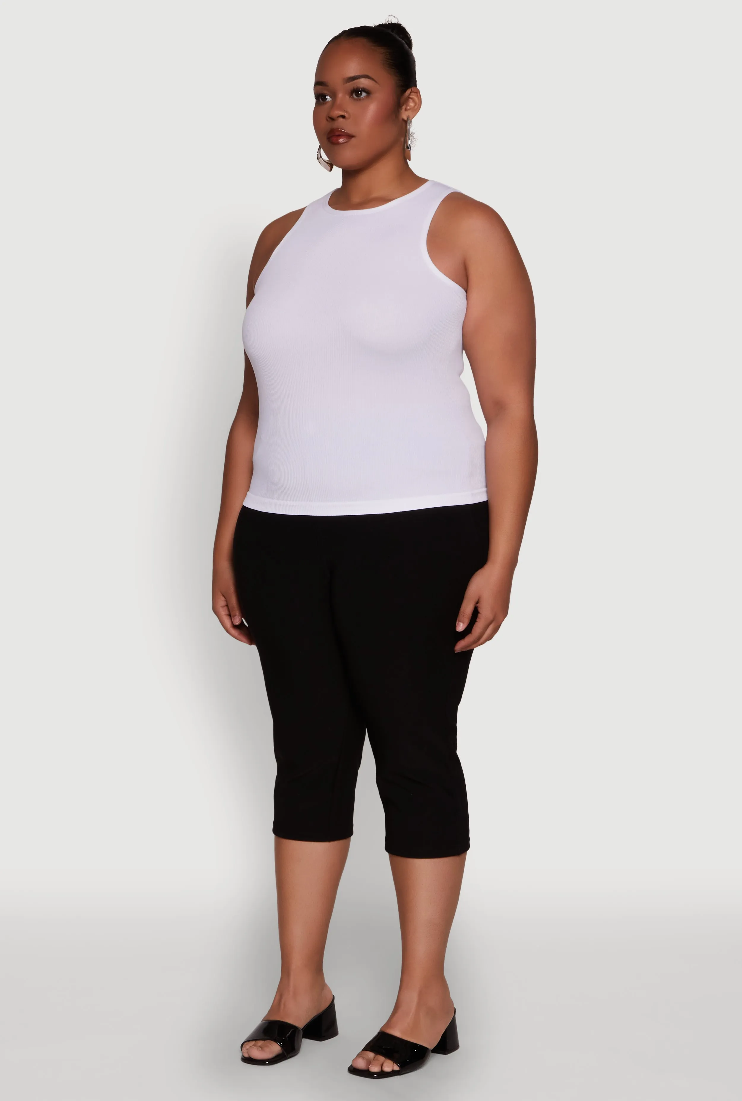 Plus Size Basic Crew Neck Tank Top sold by Rainbow product image thumbnail 5