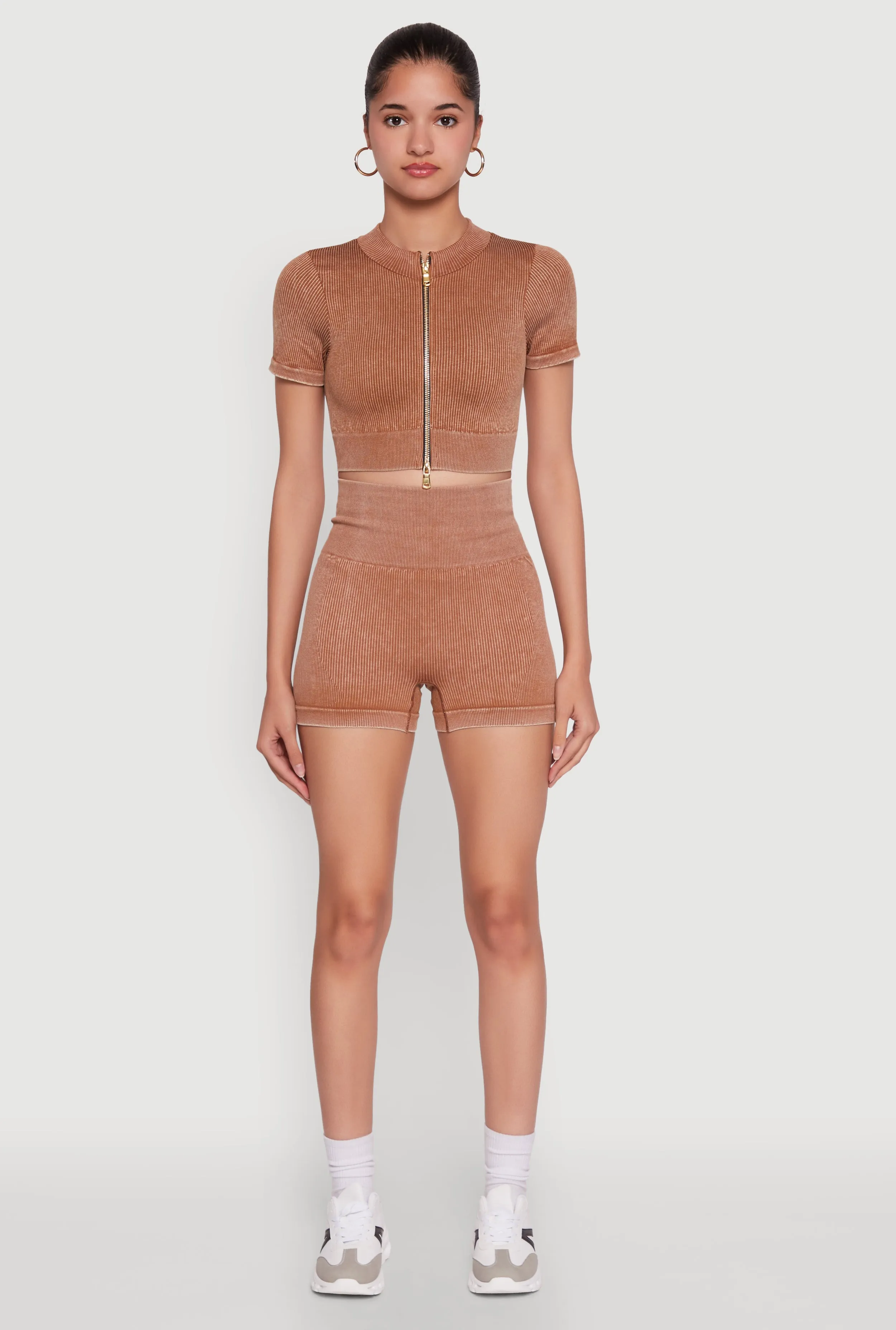 Daisy Seamless Double Zip Front Crop Top sold by Rainbow product image thumbnail 2