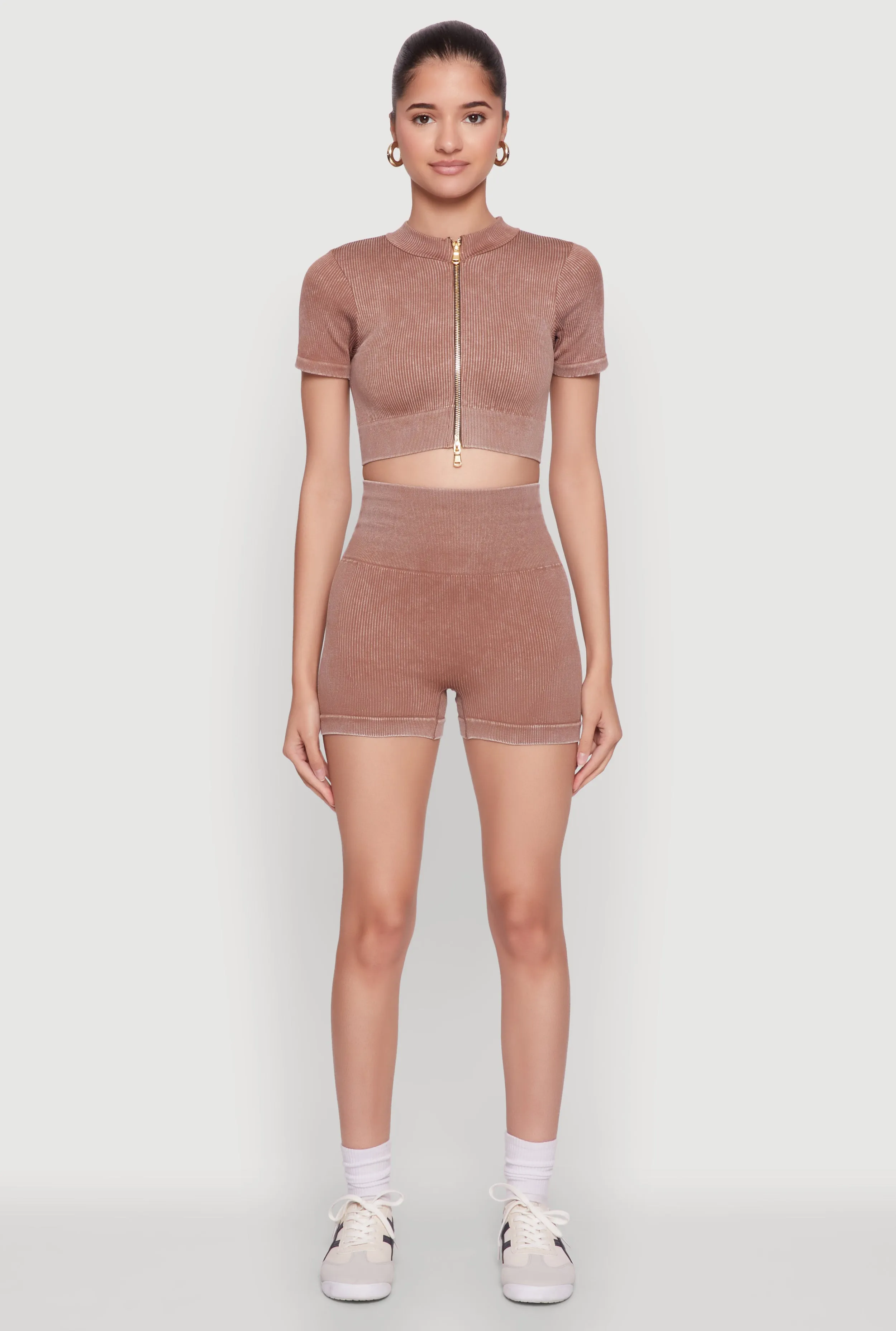 Daisy Seamless Double Zip Front Crop Top sold by Rainbow product image thumbnail 2