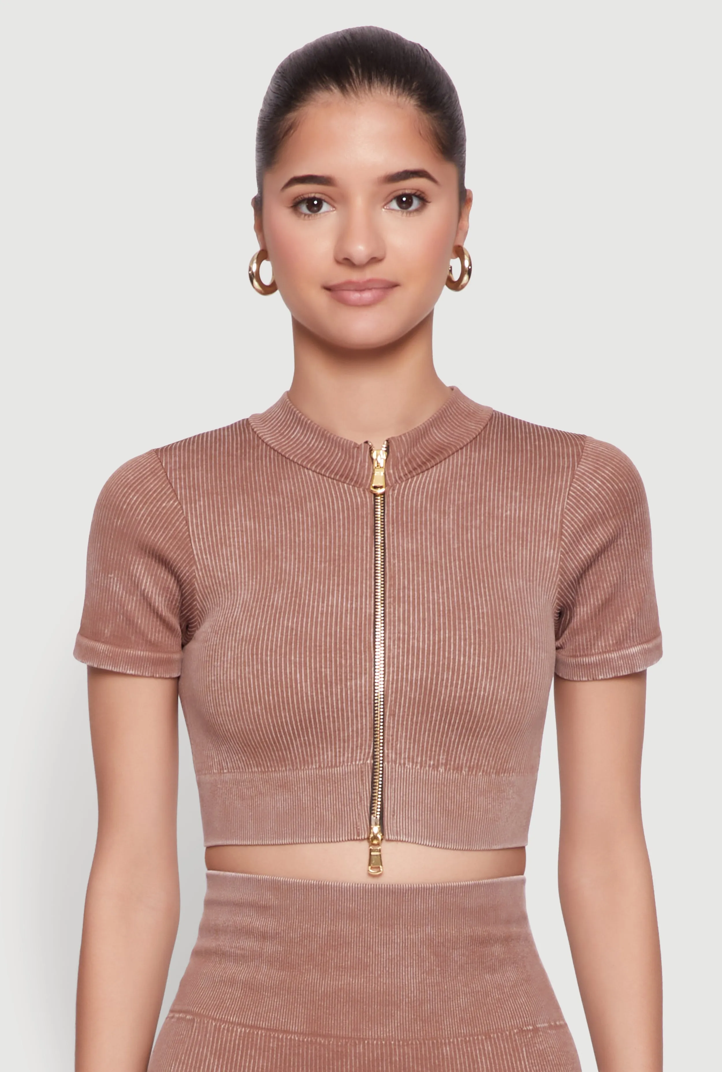 Daisy Seamless Double Zip Front Crop Top sold by Rainbow