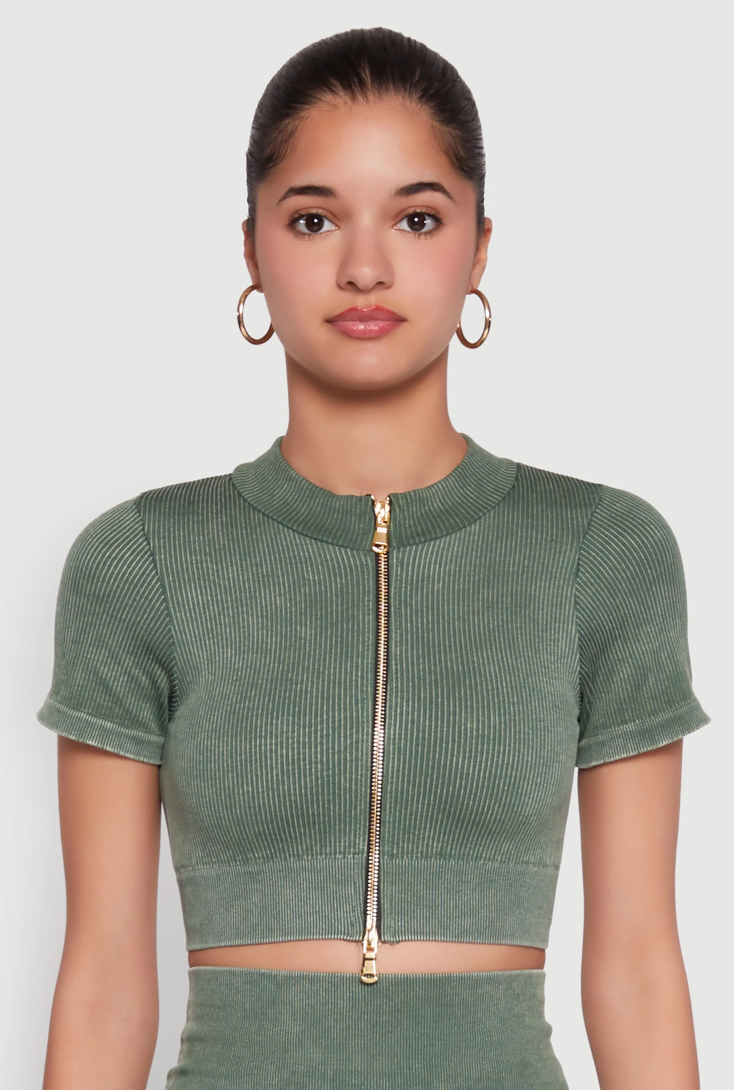 Daisy Seamless Double Zip Front Crop Top sold by Rainbow