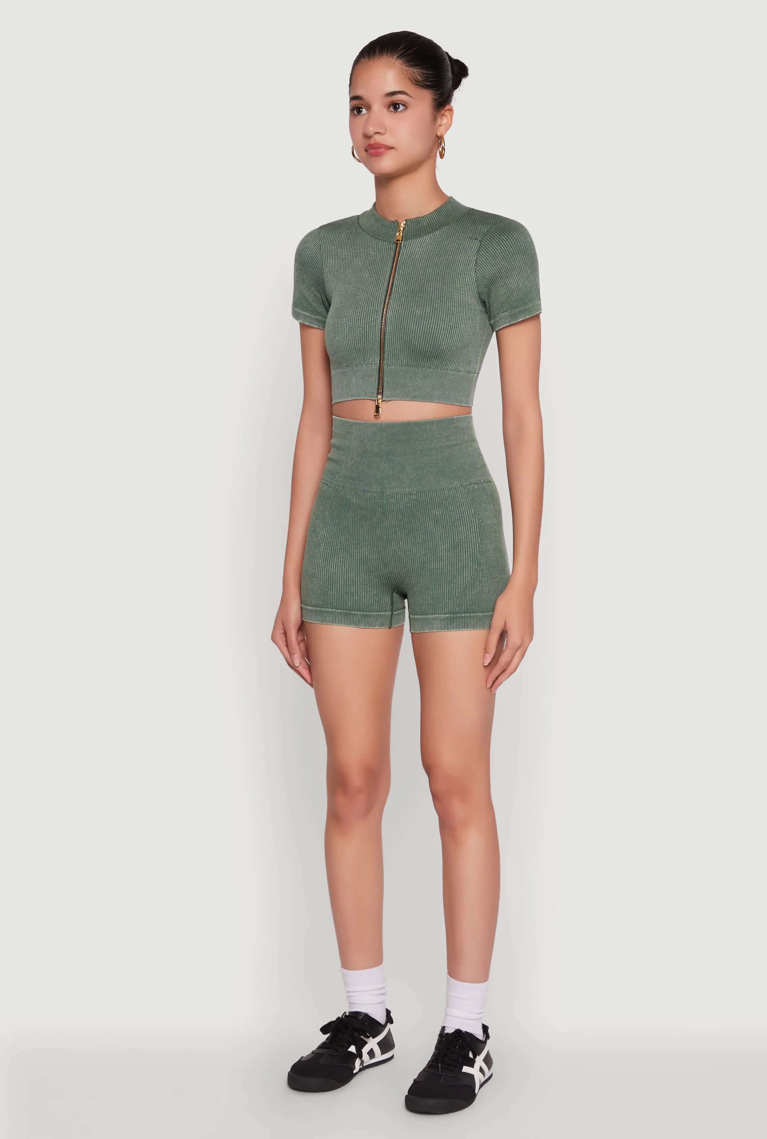 Daisy Seamless Double Zip Front Crop Top sold by Rainbow product image thumbnail 5