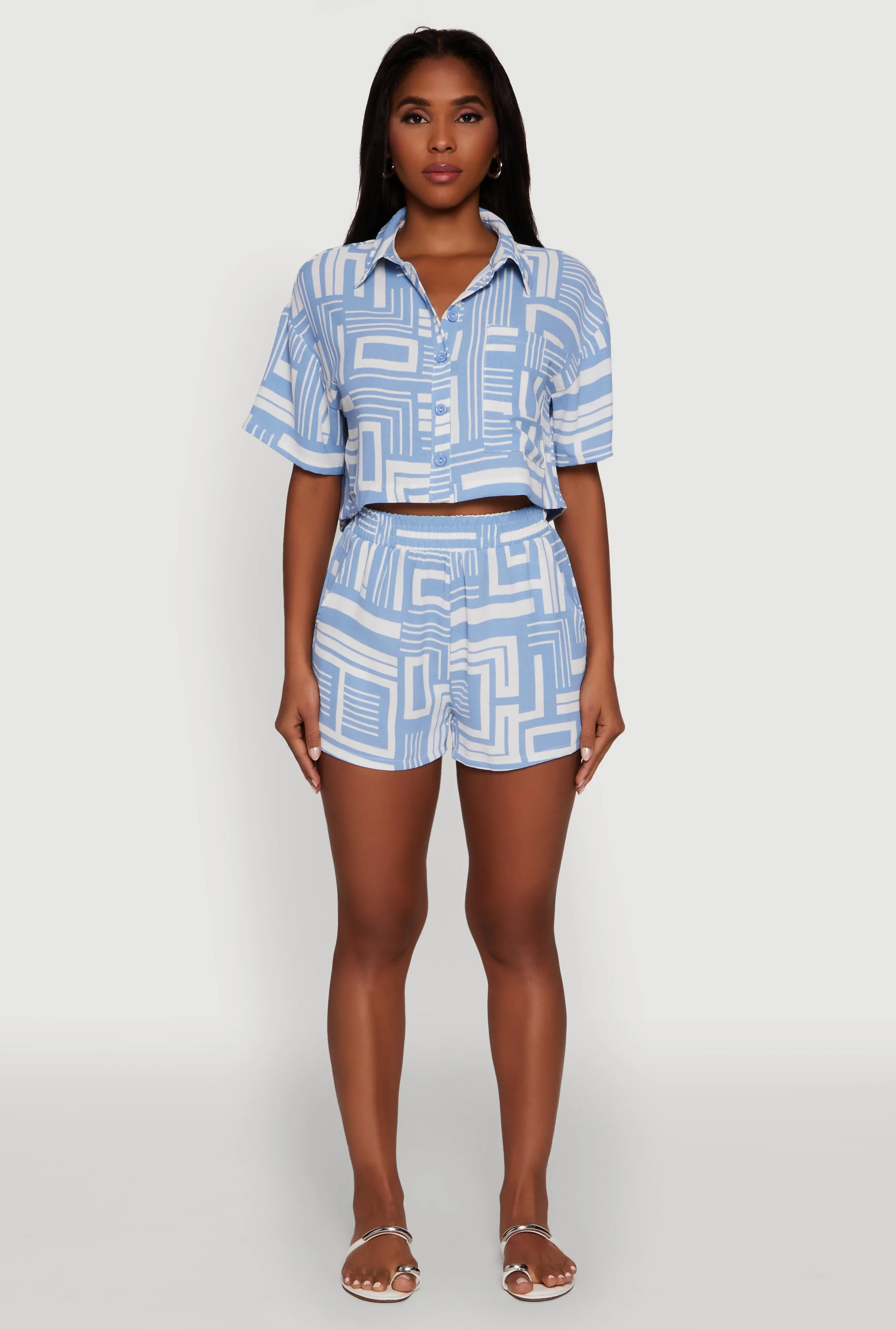 Trendy High Waisted Crepe Knit Shorts with Elastic Waist sold by Rainbow product image thumbnail 2