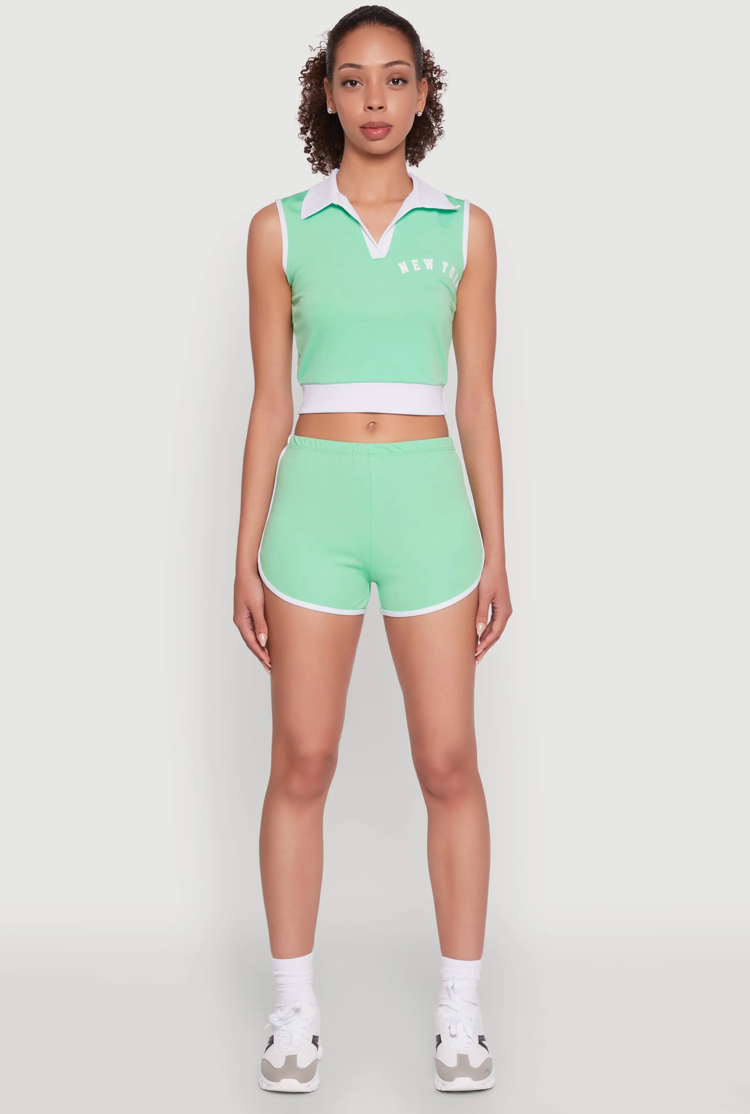 Stylish Contrast Trim Cropped Polo Top sold by Rainbow product image thumbnail 2