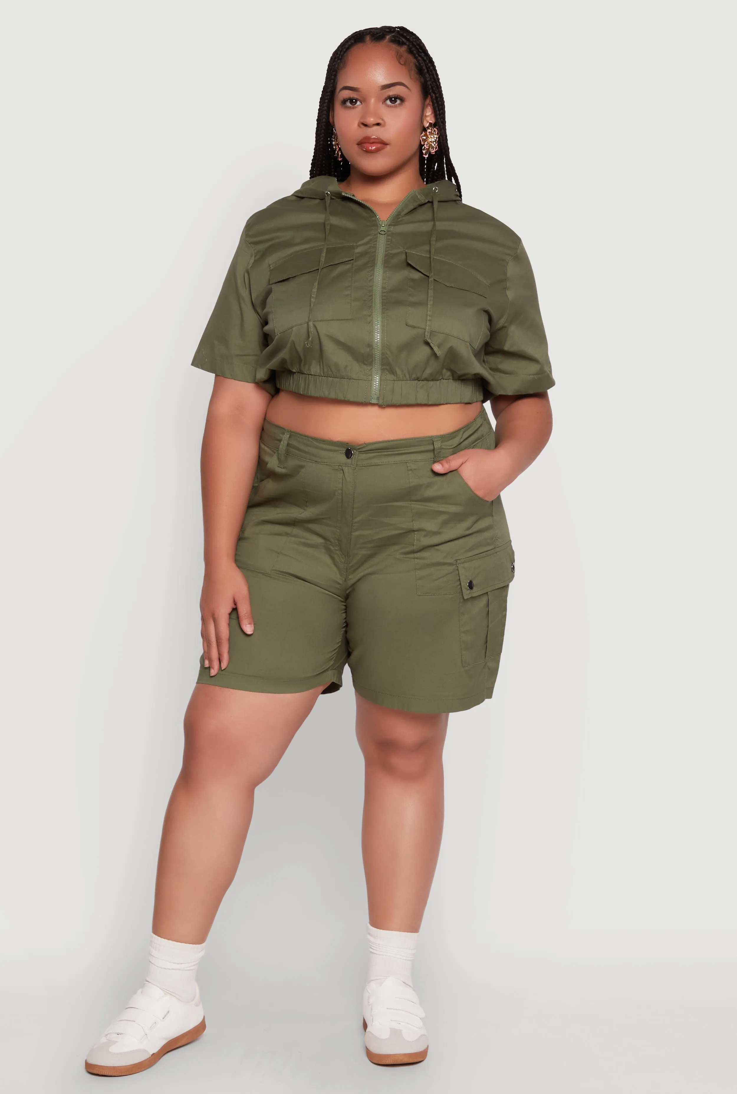 Plus Size Stylish Zip Front Cropped Hoodie sold by Rainbow product image thumbnail 2