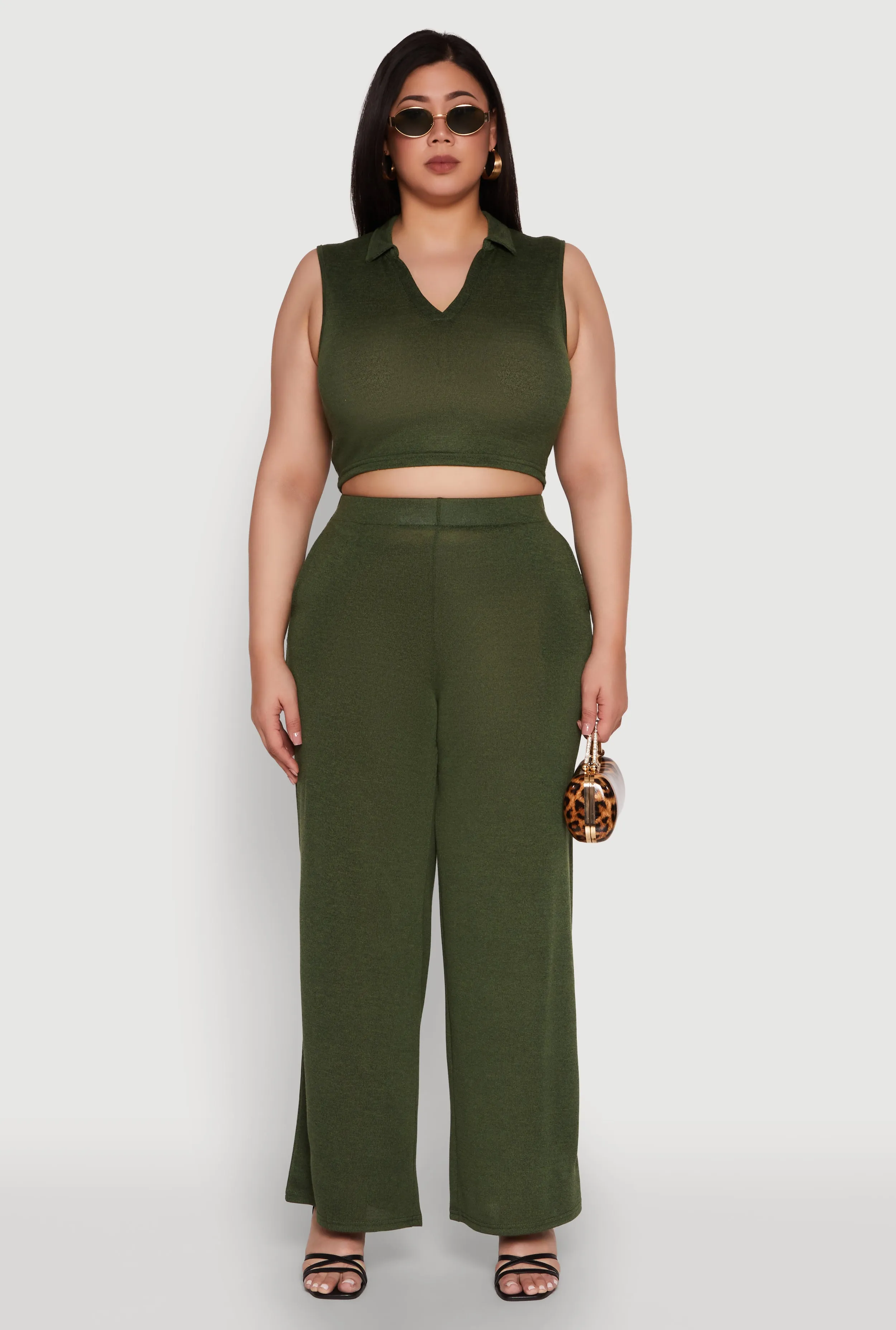 Plus Size Daisy Sleeveless Cropped Polo Top sold by Rainbow product image thumbnail 2