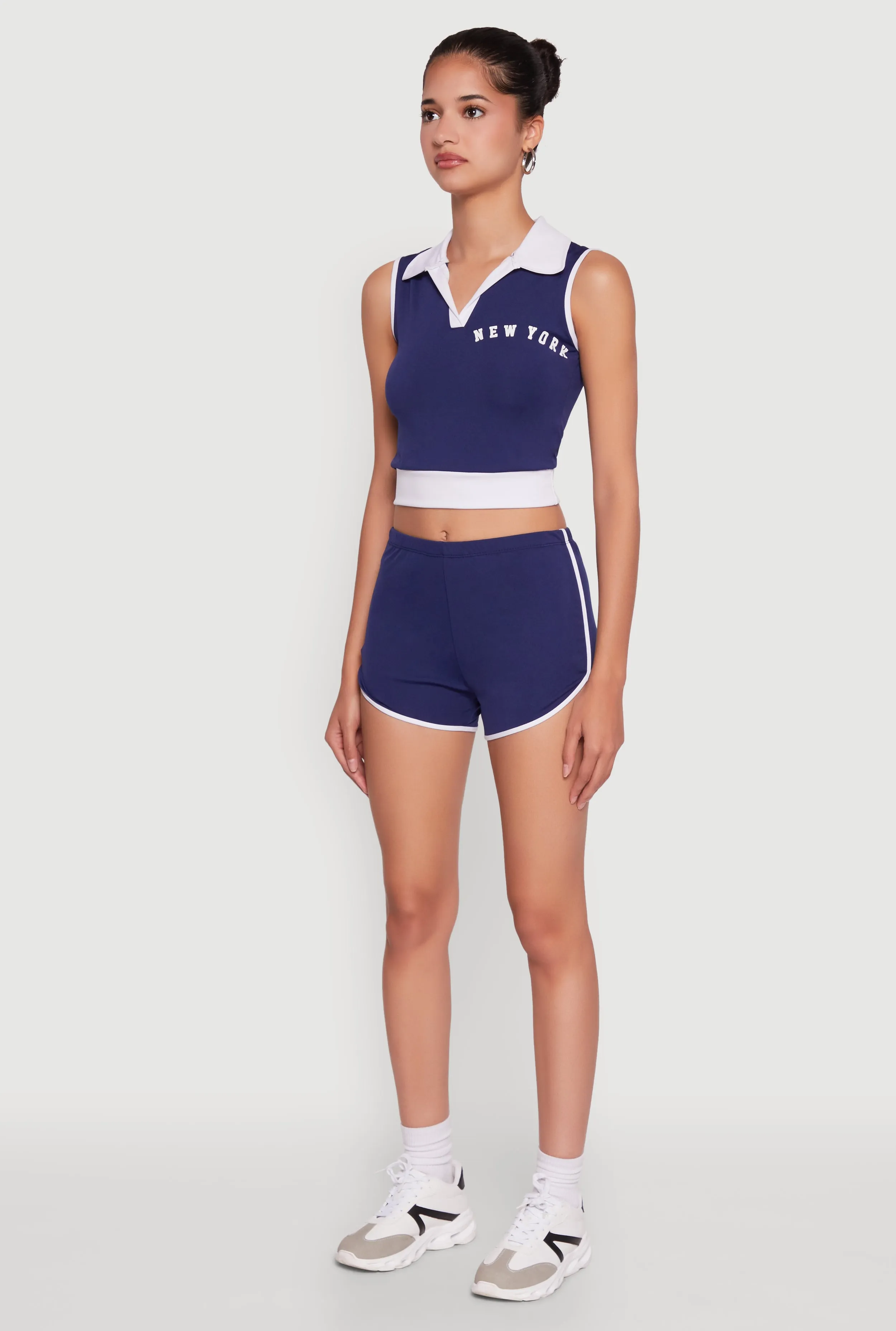 Stylish Contrast Trim Cropped Polo Top sold by Rainbow product image thumbnail 5