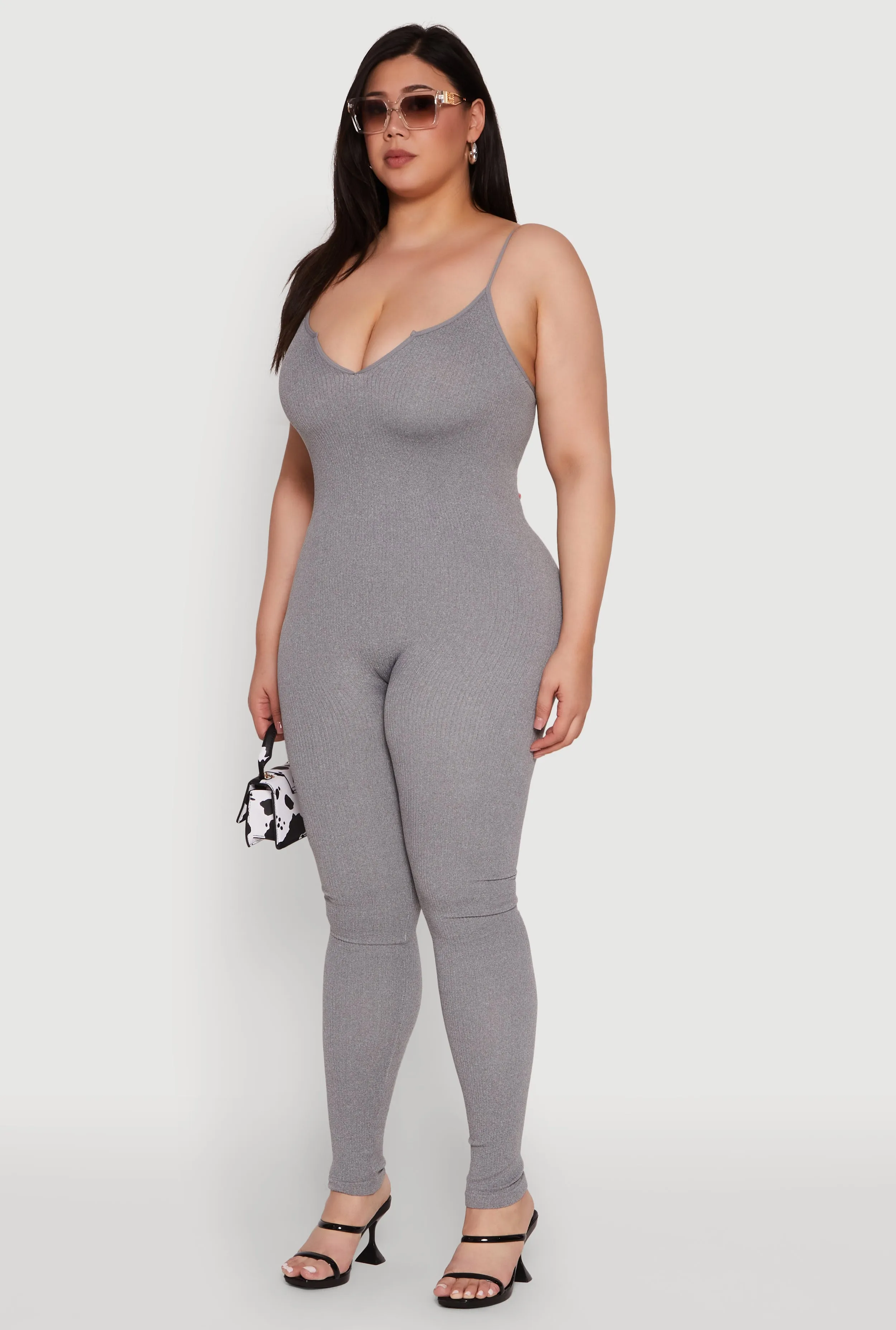 Plus Size Ribbed Knit Sleeveless Jumpsuit with Notch Neck sold by Rainbow product image thumbnail 3