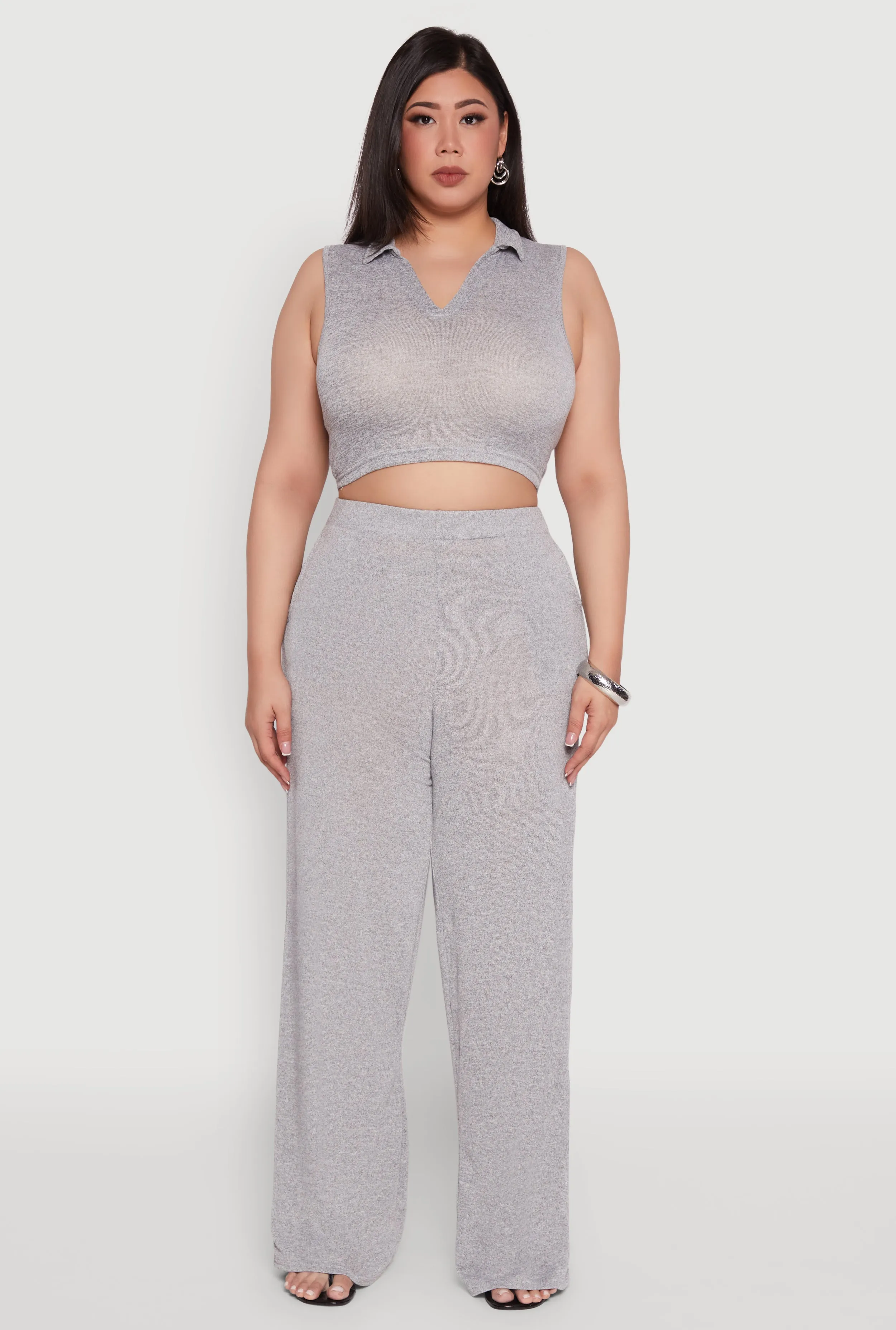 Plus Size Daisy Sleeveless Cropped Polo Top sold by Rainbow product image thumbnail 2