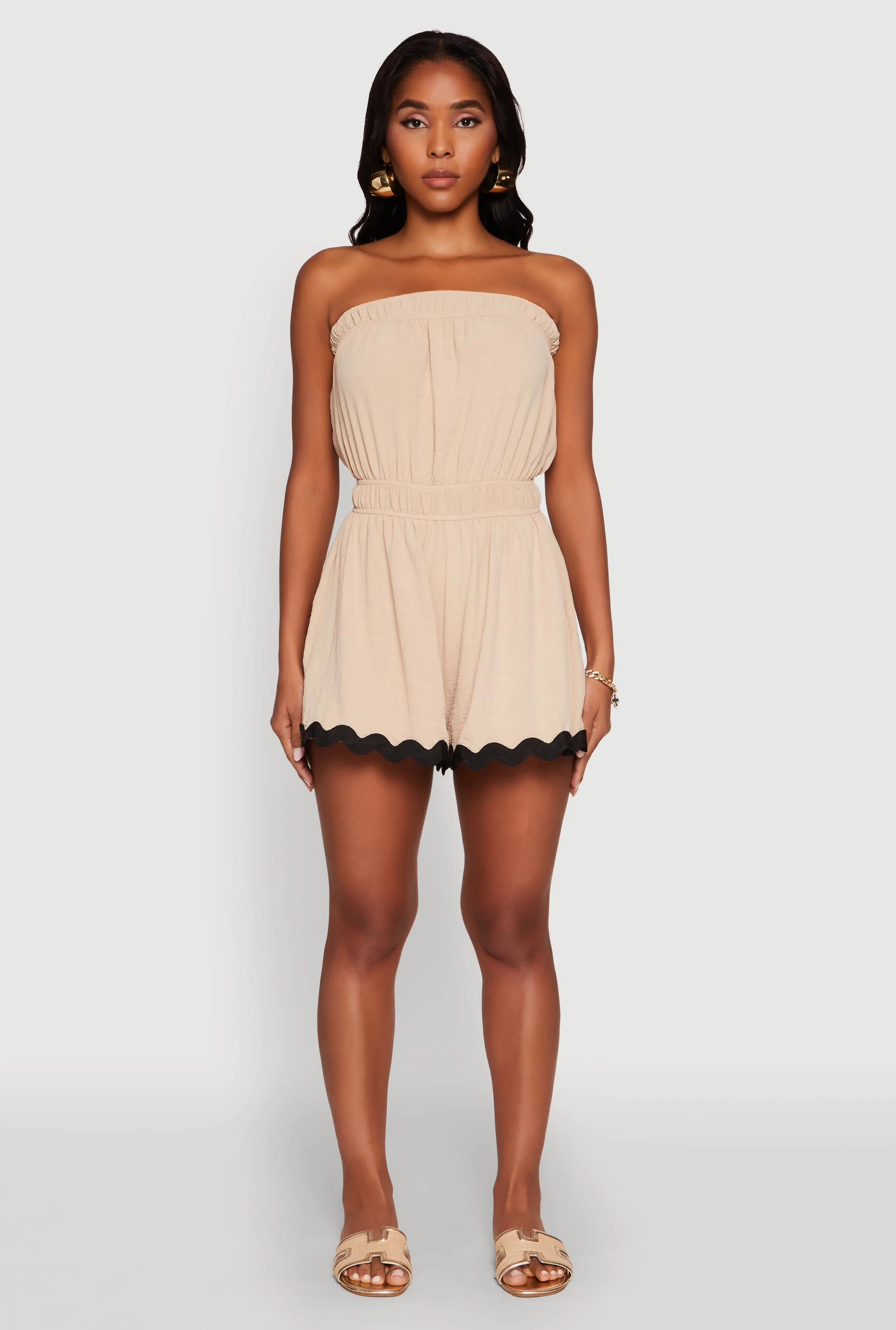 Chic Scalloped Contrast Trim Strapless Romper sold by Rainbow product image thumbnail 2