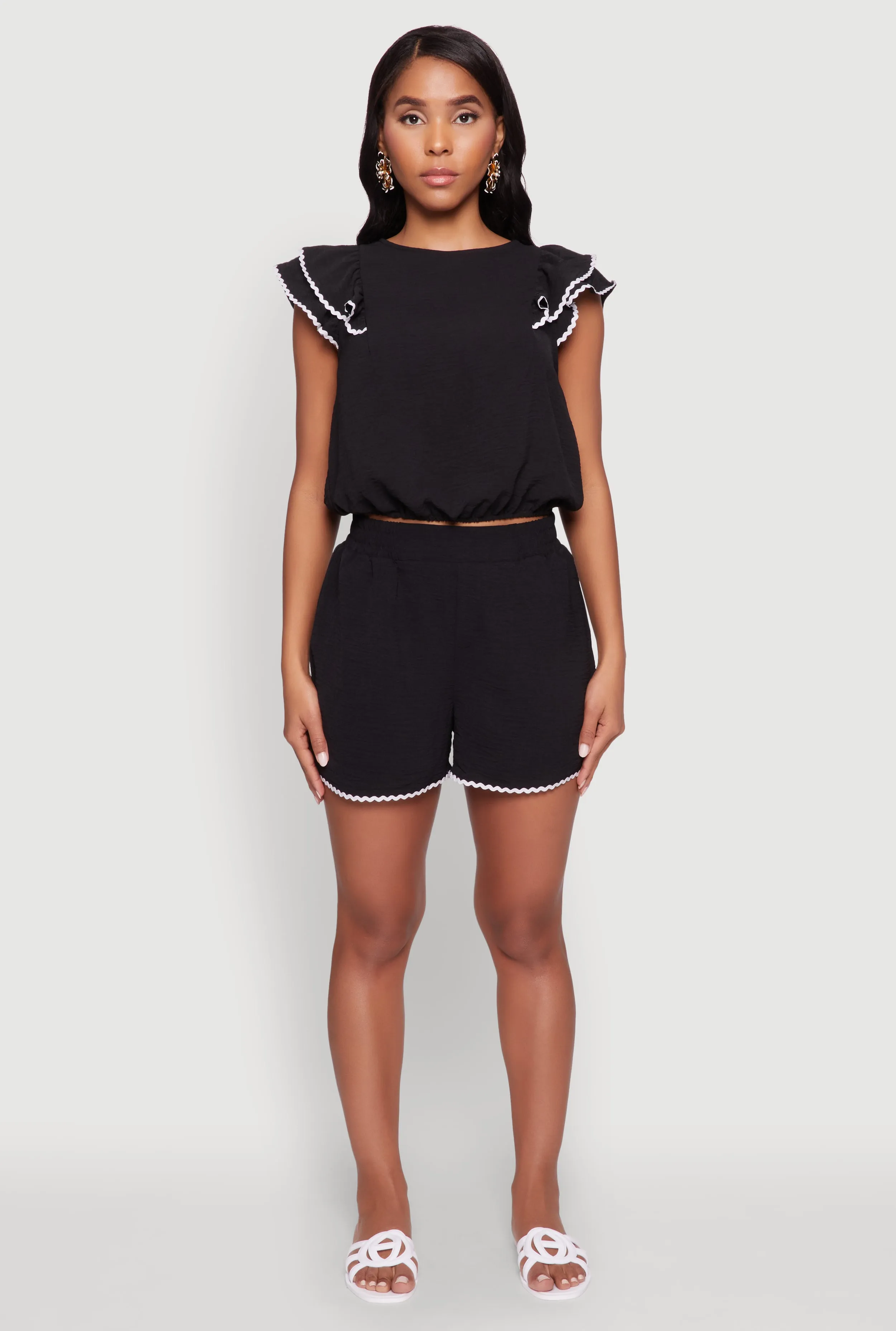 Trendy Crepe Knit High Waisted Shorts with Scalloped Contrast Trim sold by Rainbow product image thumbnail 2