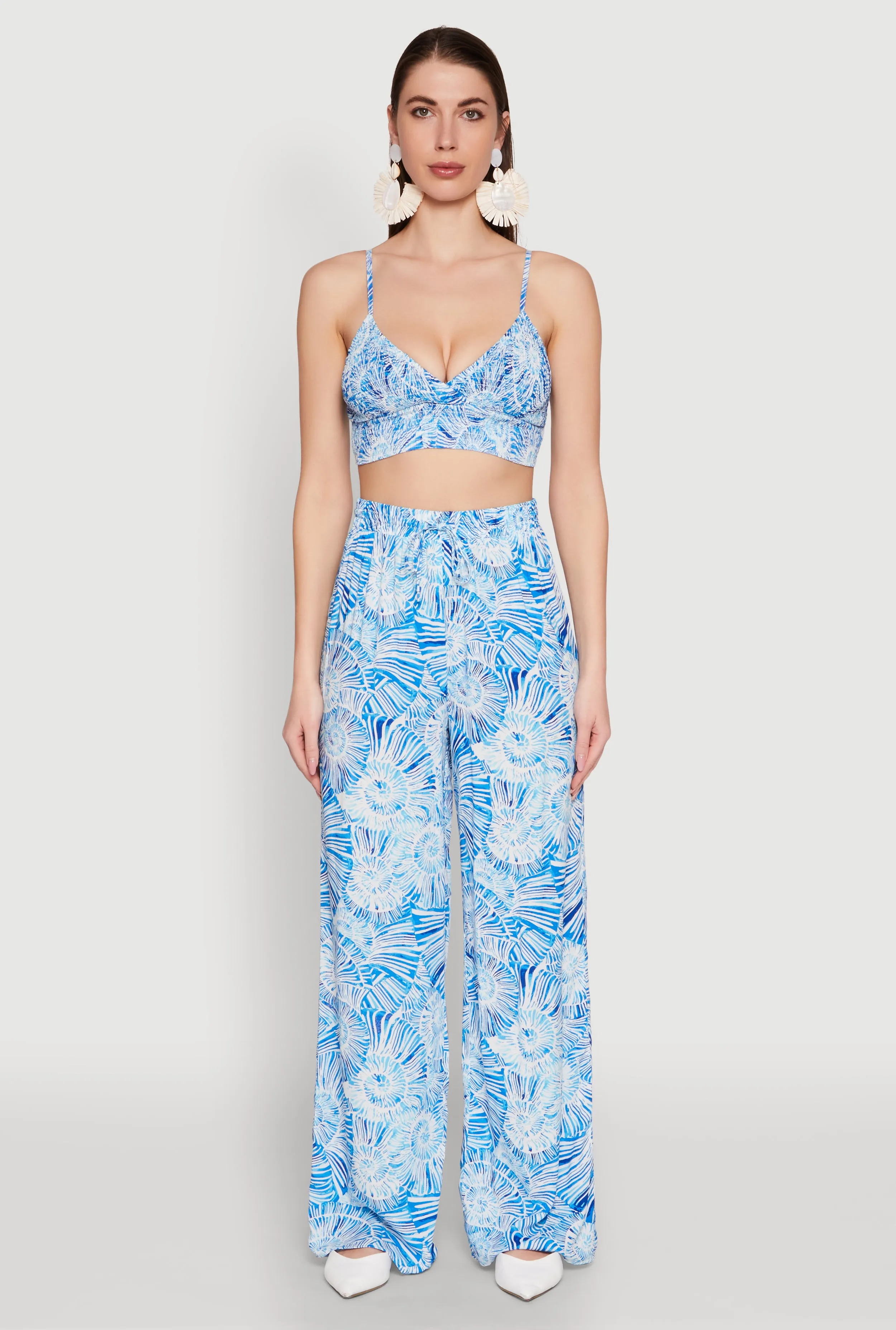 Almost Famous Sleeveless V-Neck Crop Top for Going Out sold by Rainbow product image thumbnail 3