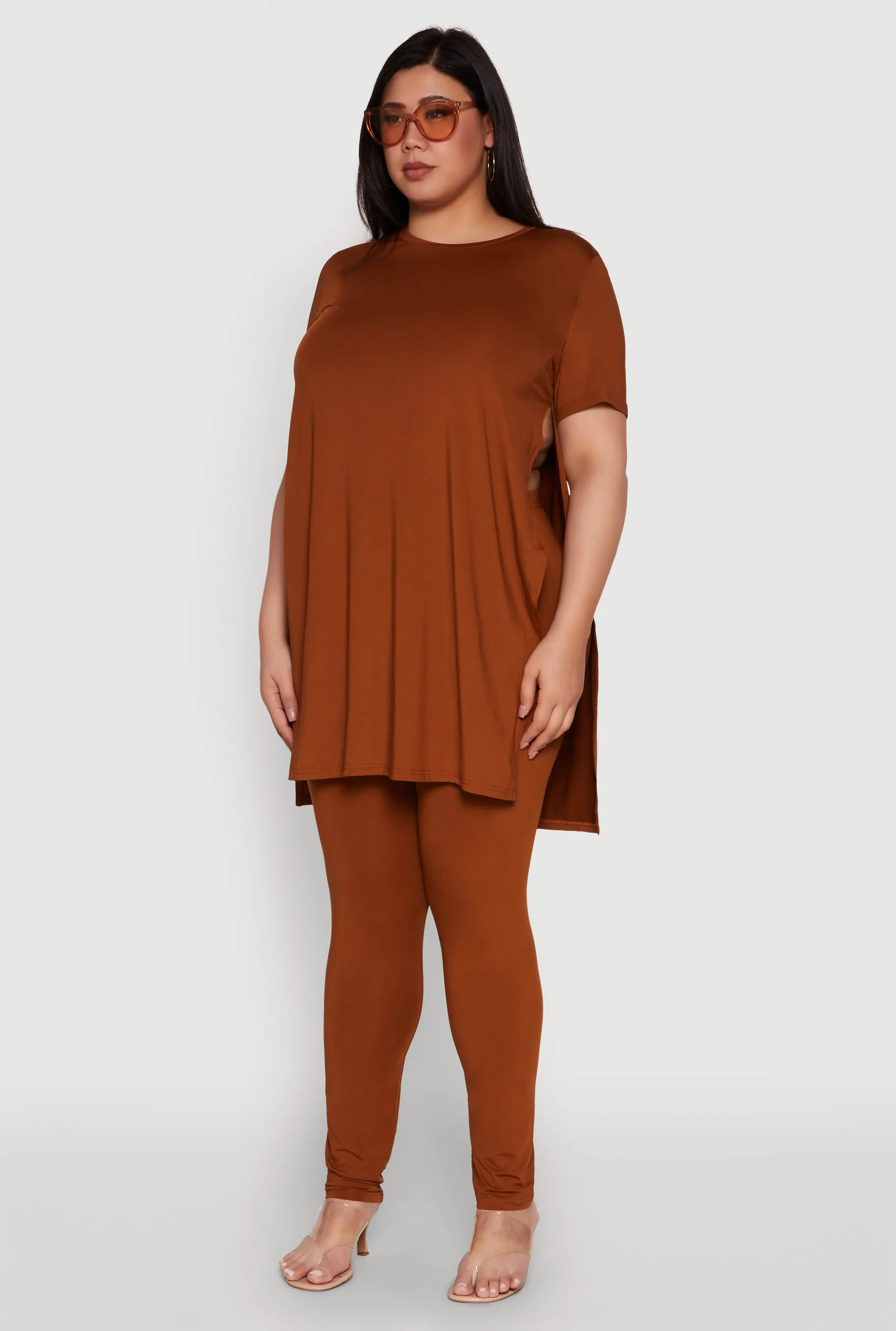 Plus Size Daisy Side Slit Crew Neck Tunic Top sold by Rainbow product image thumbnail 5