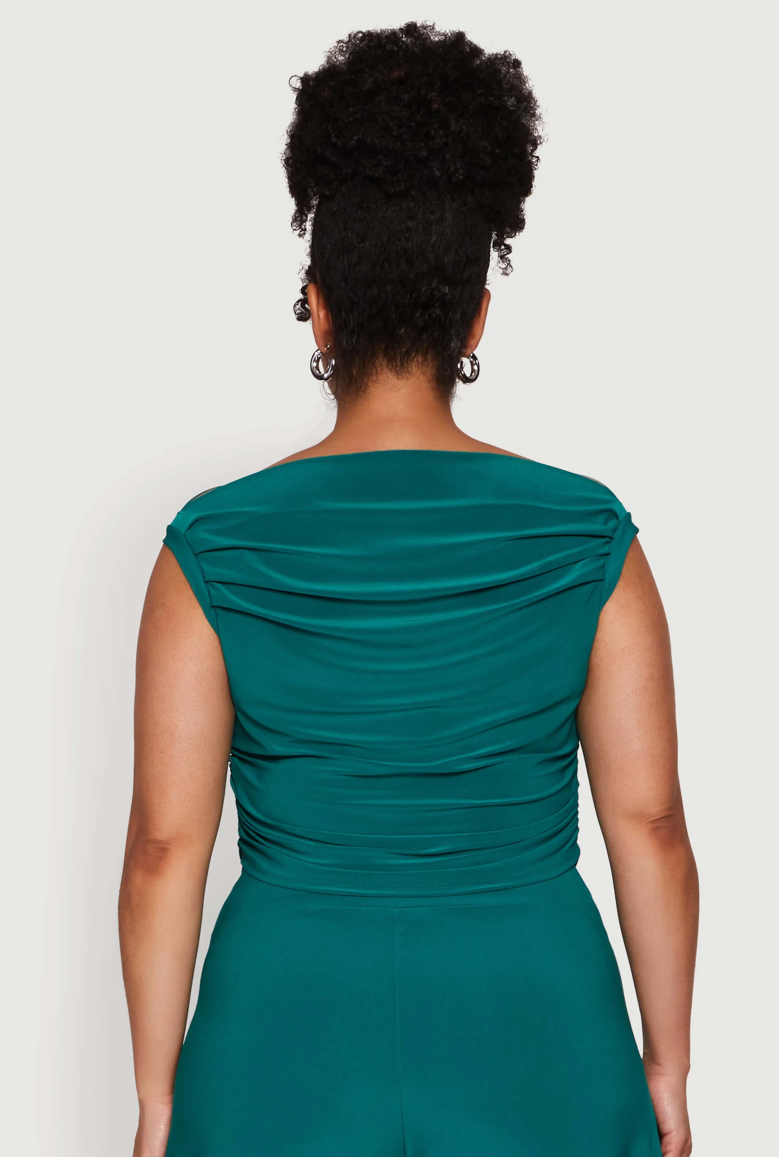 Plus Size Chic Sleeveless Boat Neck Top with Ruching and Cropped Hem sold by Rainbow product image thumbnail 4