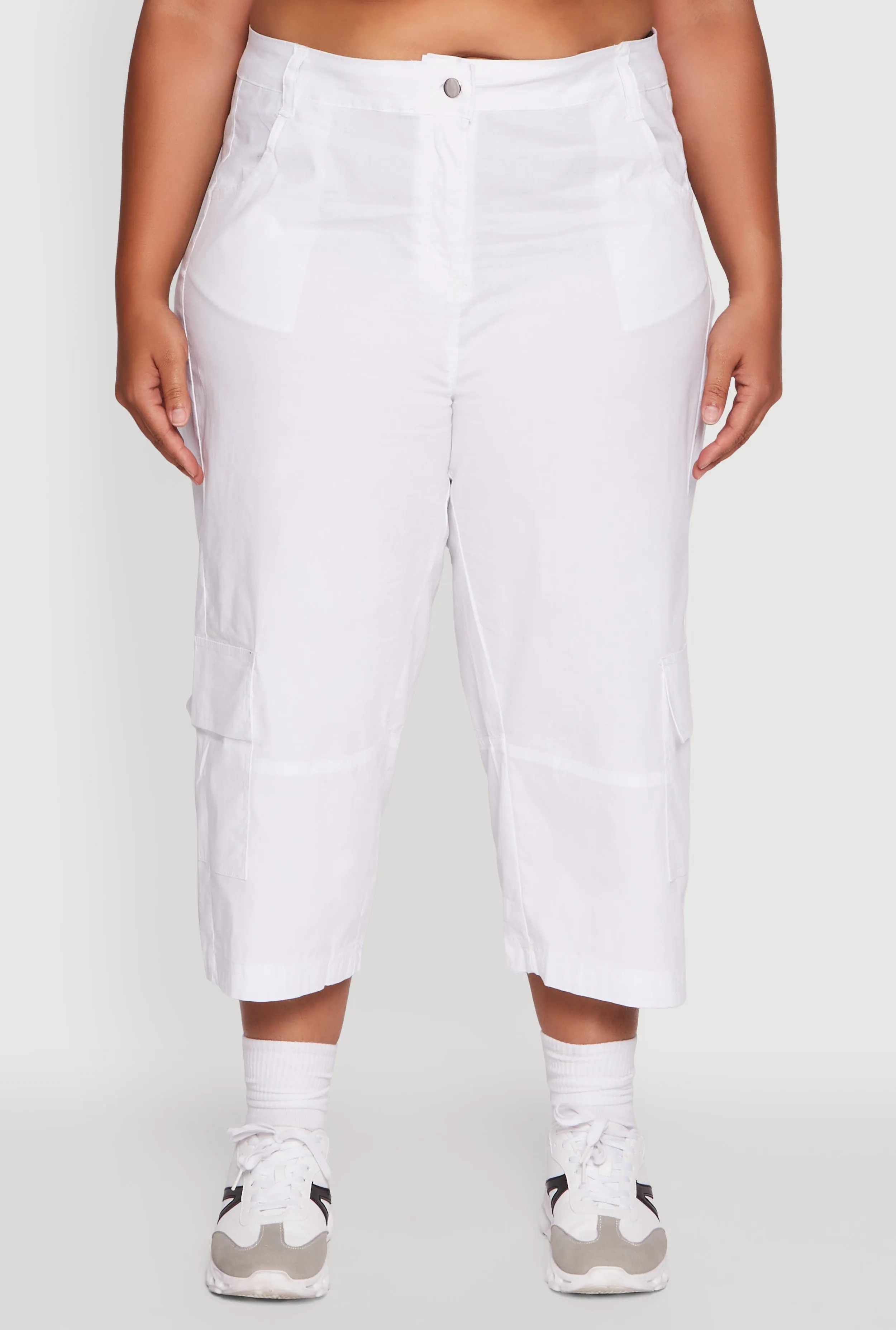 Plus Size Poplin High Waisted Cargo Capris sold by Rainbow product image thumbnail 5