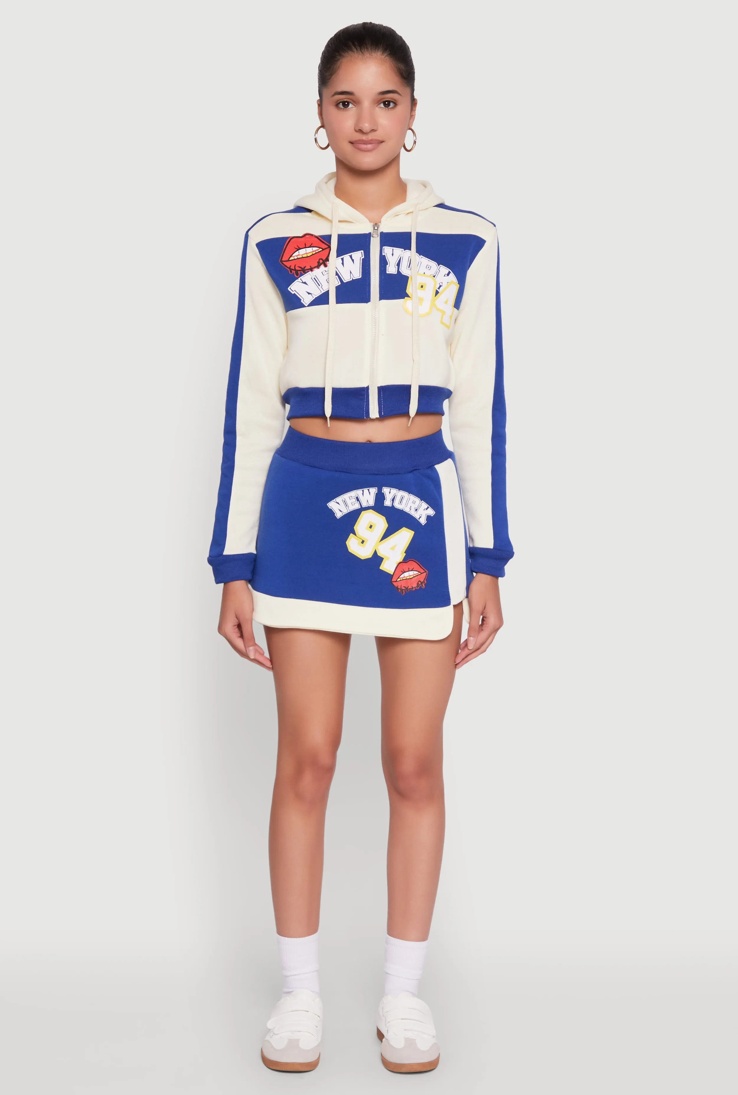 Trendy New York Graphic Cropped Hooded Sweatshirt sold by Rainbow product image thumbnail 3