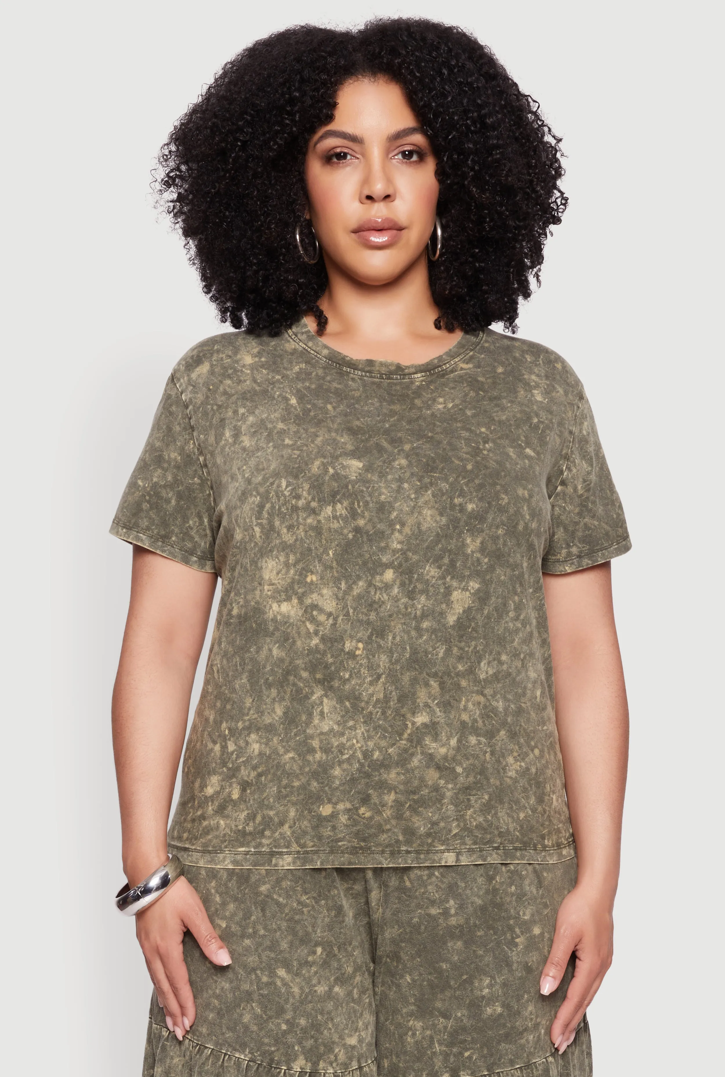 Plus Size Acid Wash Crew Neck Short Sleeve T-Shirt sold by Rainbow