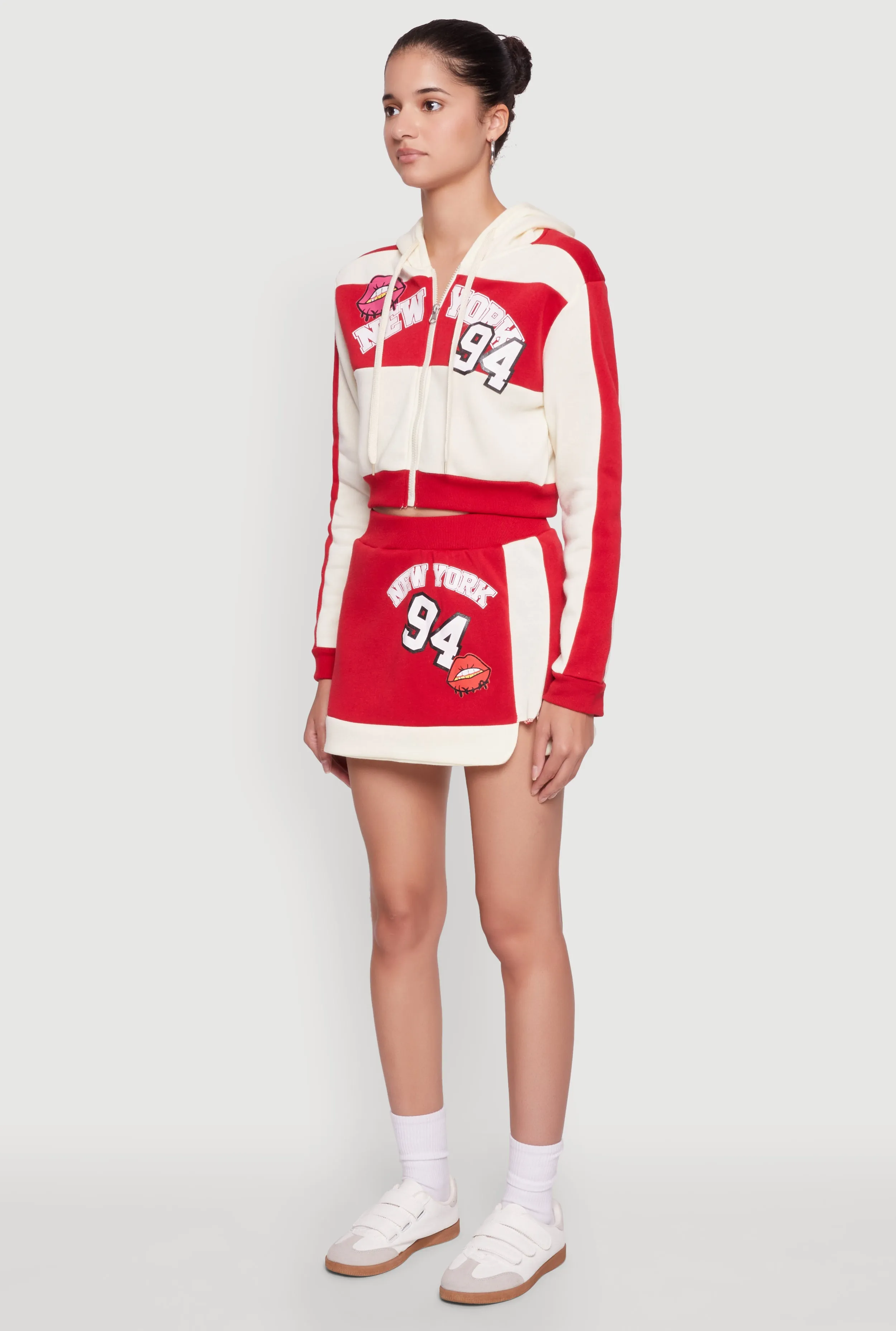 Trendy New York Graphic Cropped Hooded Sweatshirt sold by Rainbow product image thumbnail 5