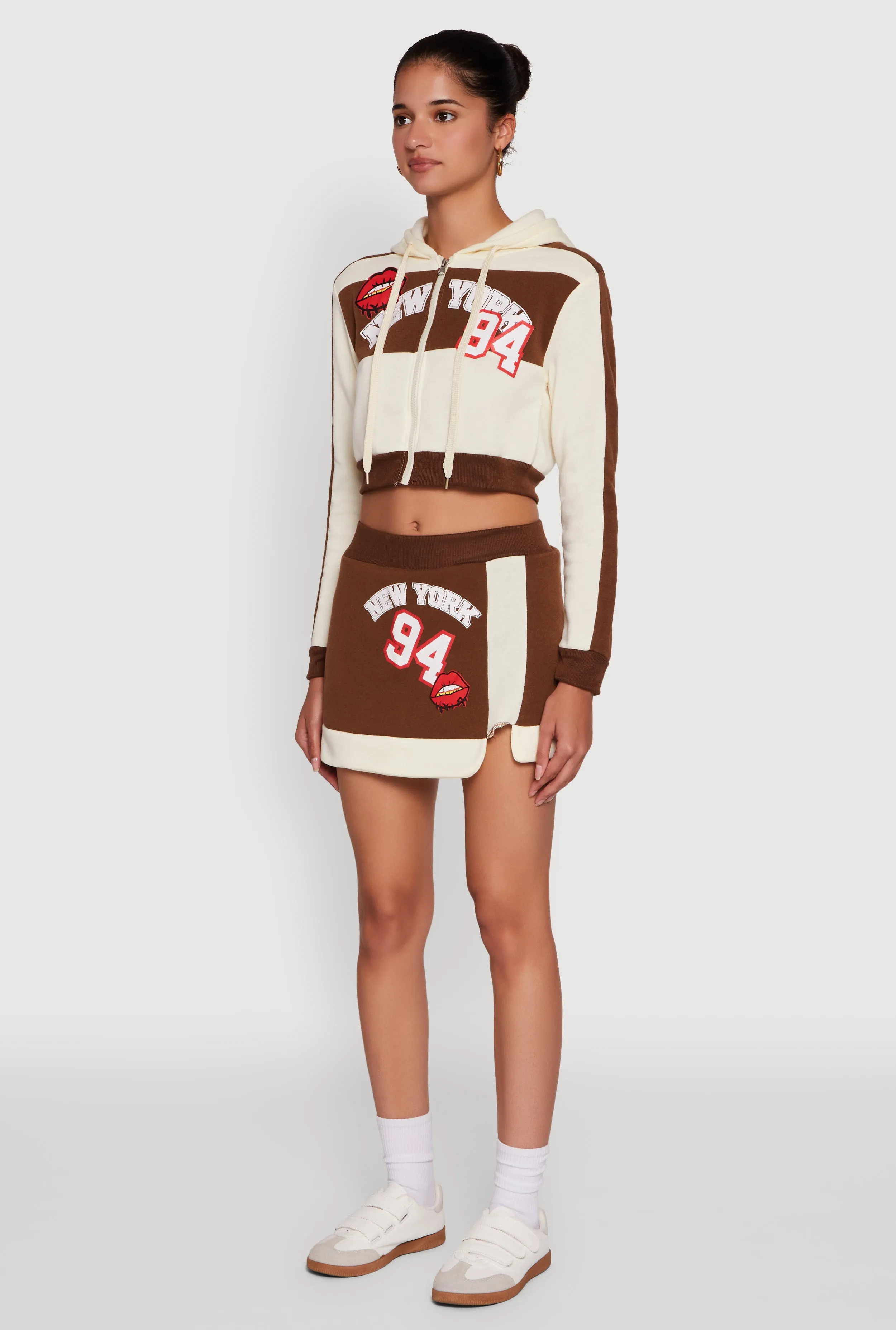 Trendy New York Graphic Cropped Hooded Sweatshirt sold by Rainbow product image thumbnail 5