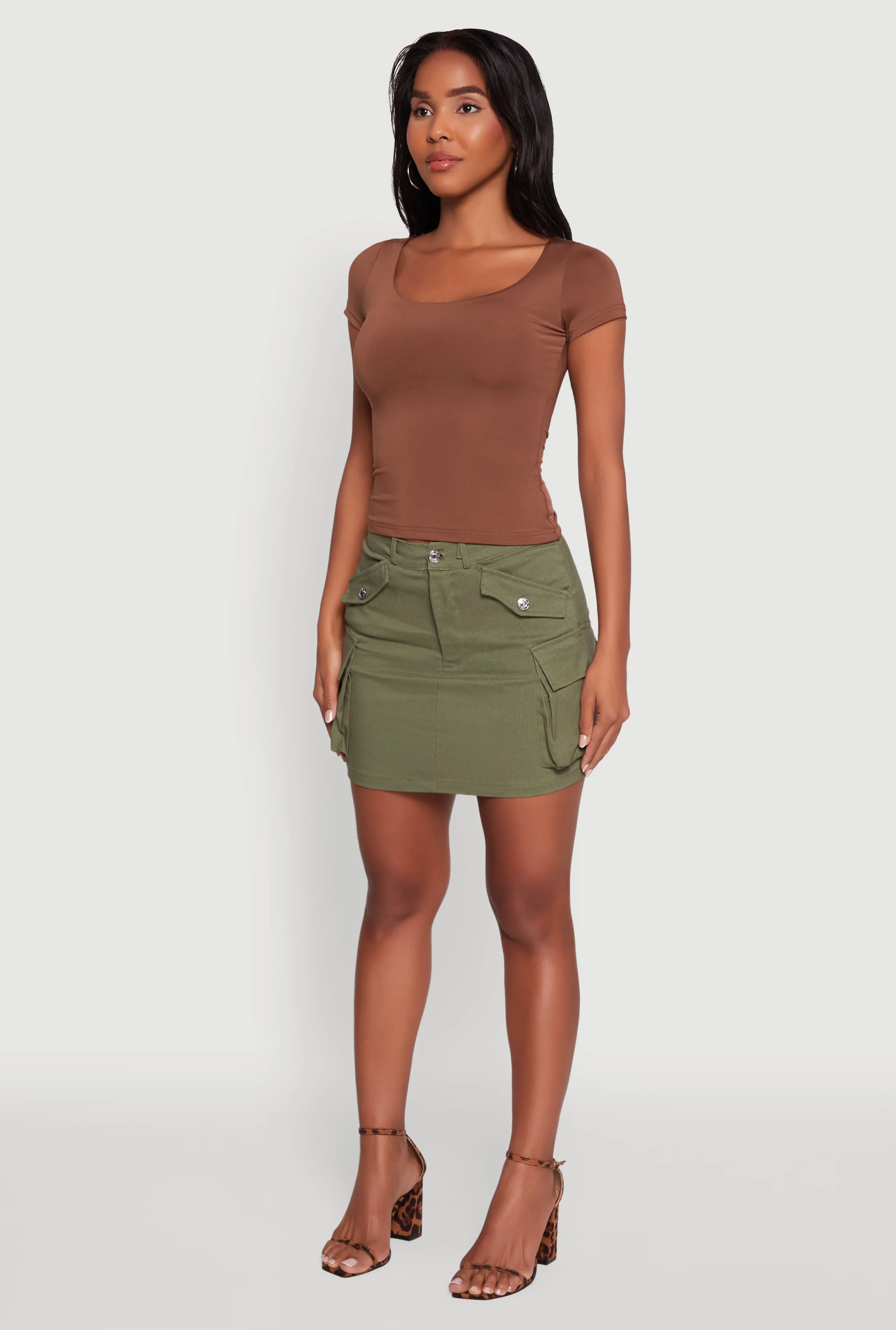 Daisy Classic Fit Scoop Neck Short Sleeve T-Shirt sold by Rainbow product image thumbnail 5