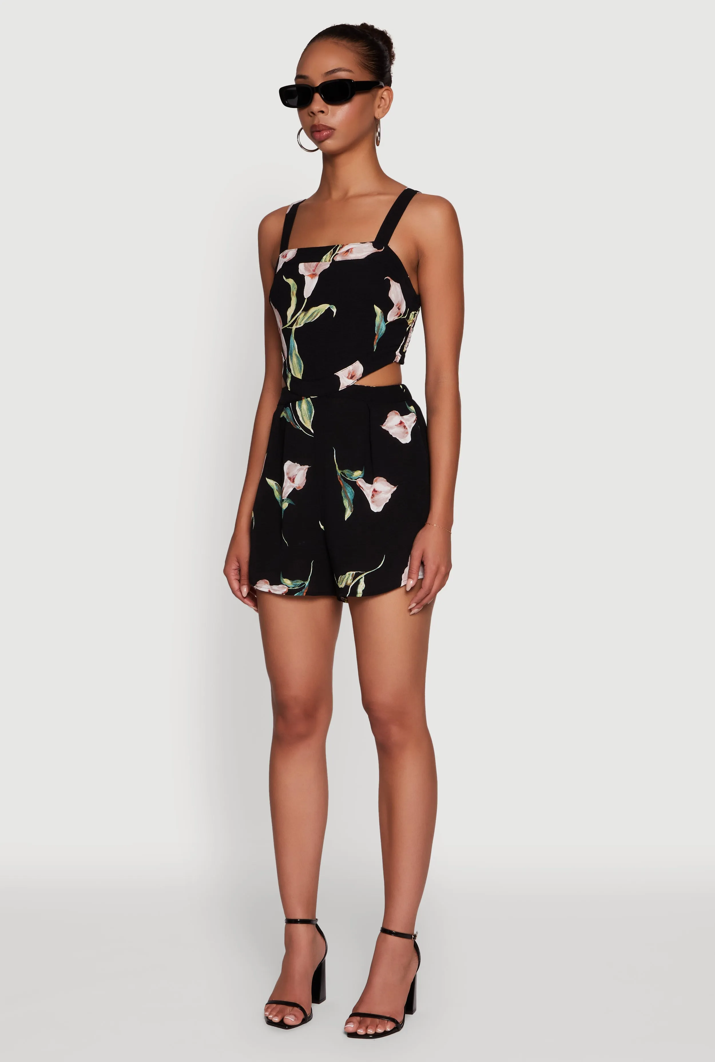 Floral Print Crepe Knit Sleeveless Romper sold by Rainbow product image thumbnail 3