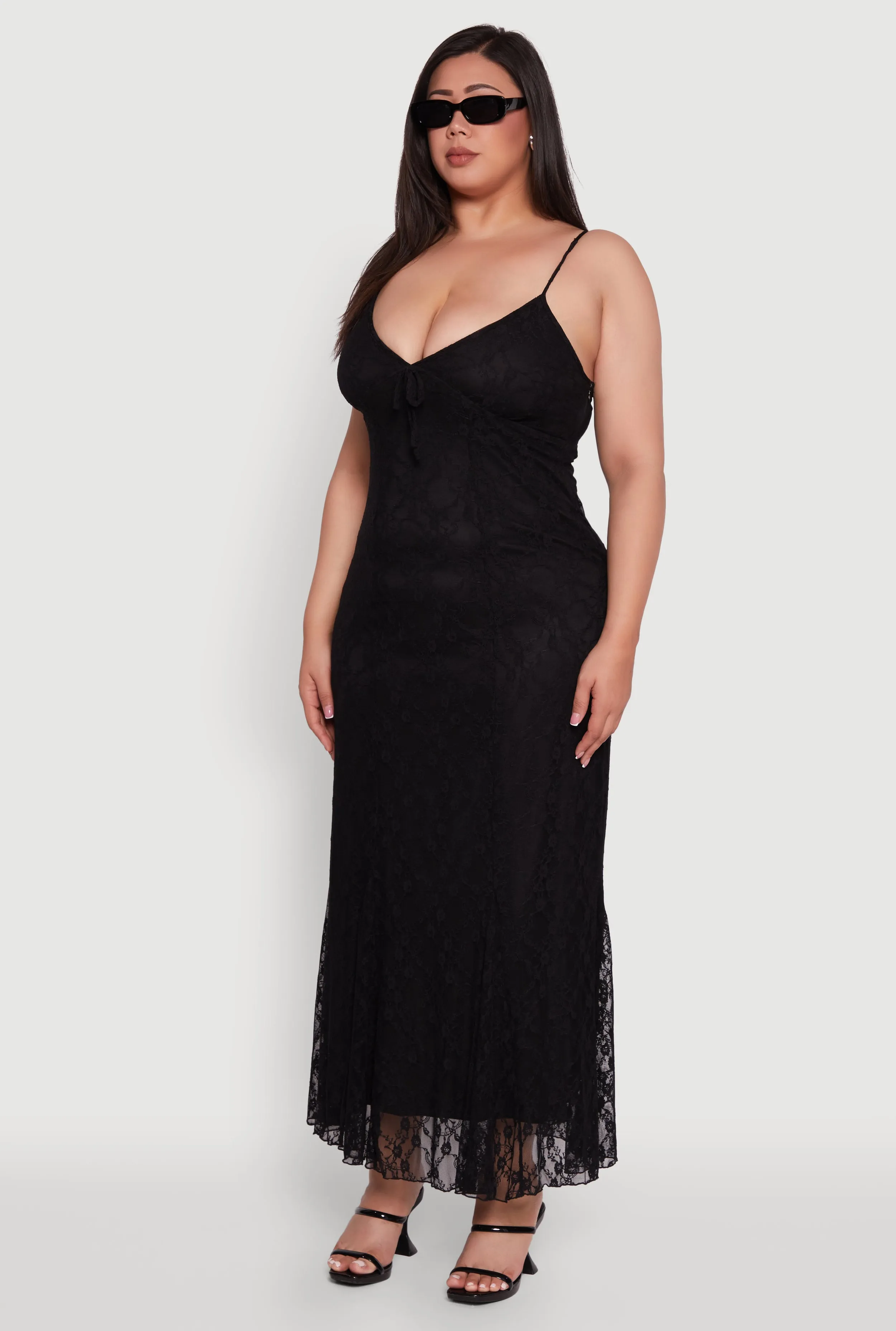 Plus Size Sleeveless Lace Overlay Maxi Dress sold by Rainbow product image thumbnail 3