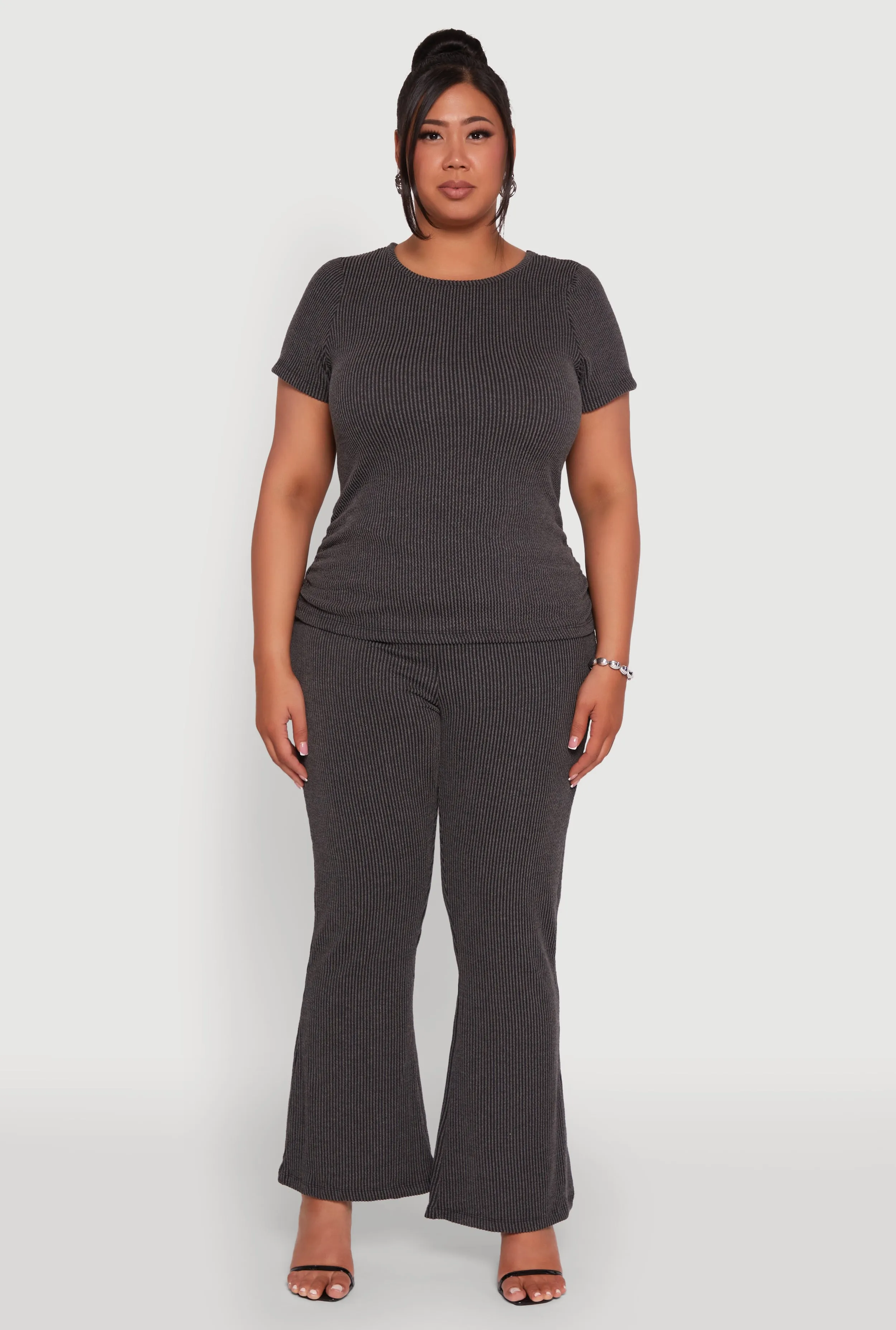 Plus Size Ribbed Knit Classic Fit Solid Crew Neck T-Shirt sold by Rainbow product image thumbnail 3