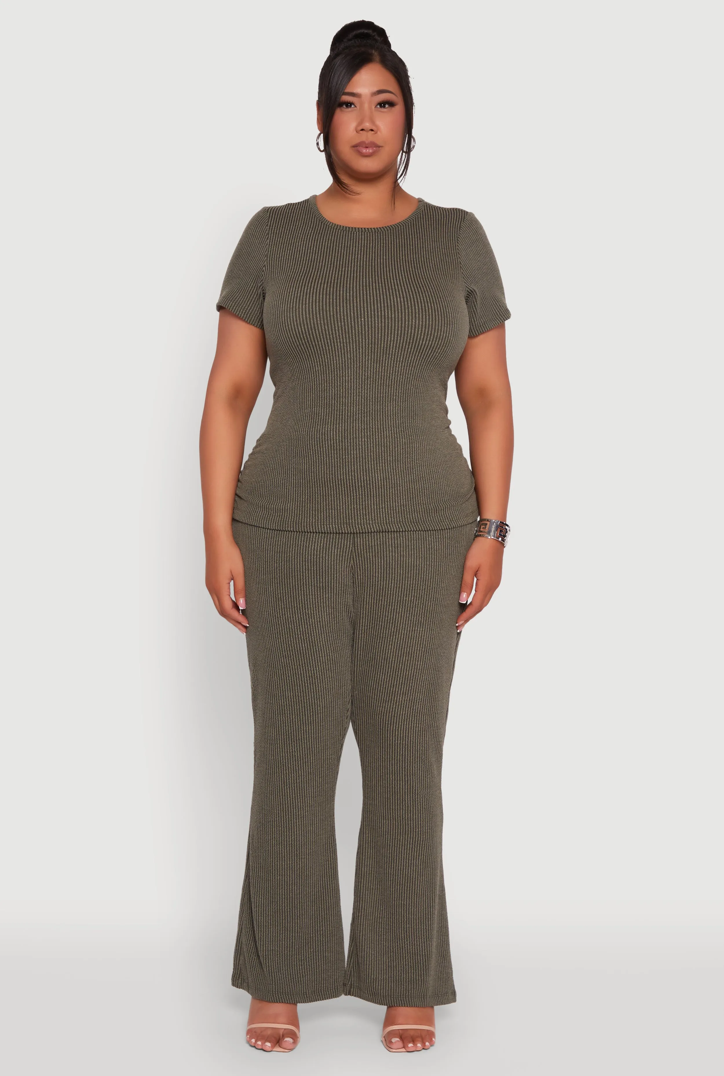 Plus Size Ribbed Knit Classic Fit Solid Crew Neck T-Shirt sold by Rainbow product image thumbnail 3