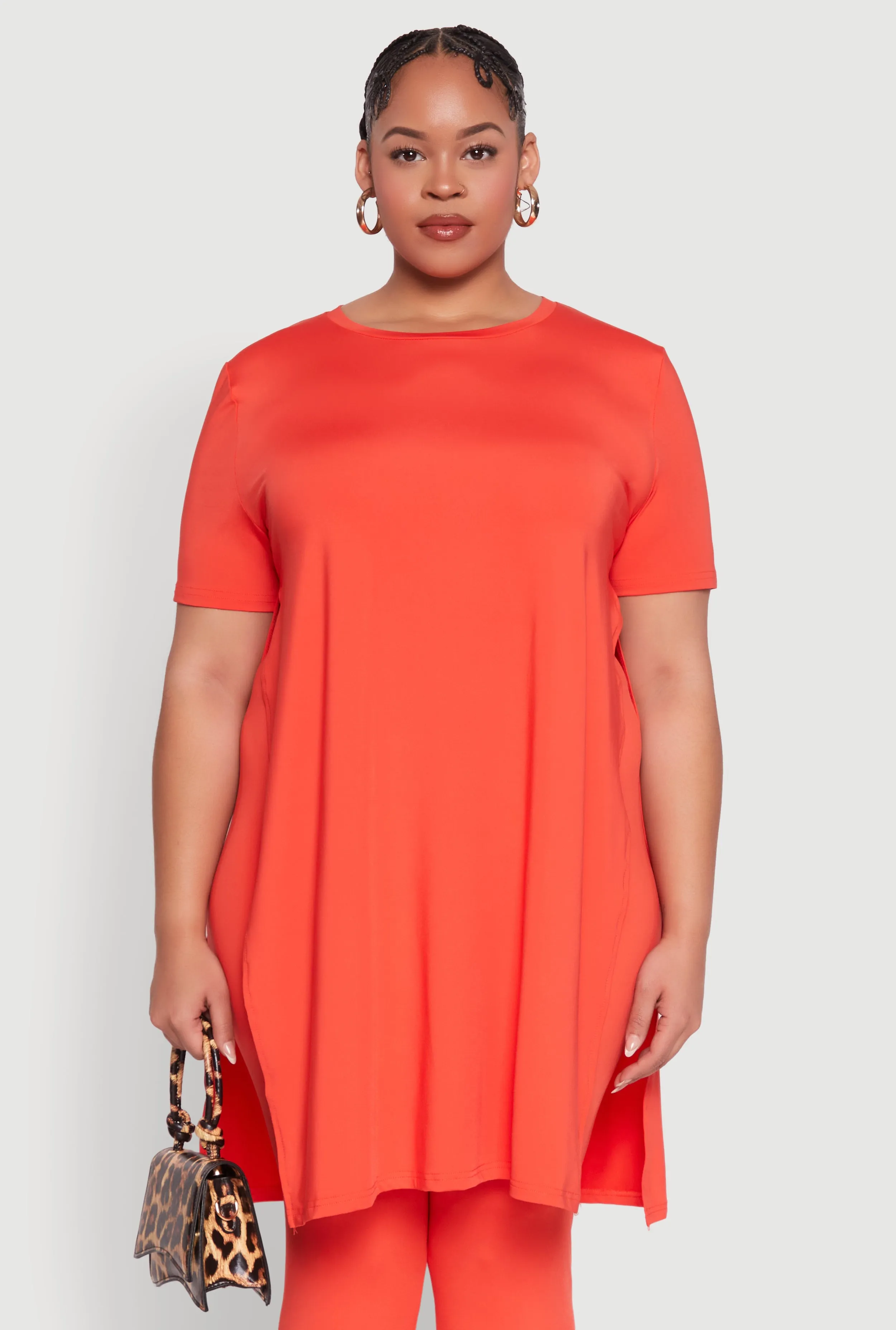 Plus Size Daisy Side Slit Crew Neck Tunic Top sold by Rainbow