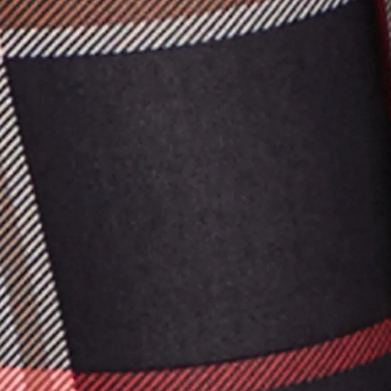 Plus Size High Waisted Cell Phone Pocket Plaid Leggings sold by Rainbow product image thumbnail 4