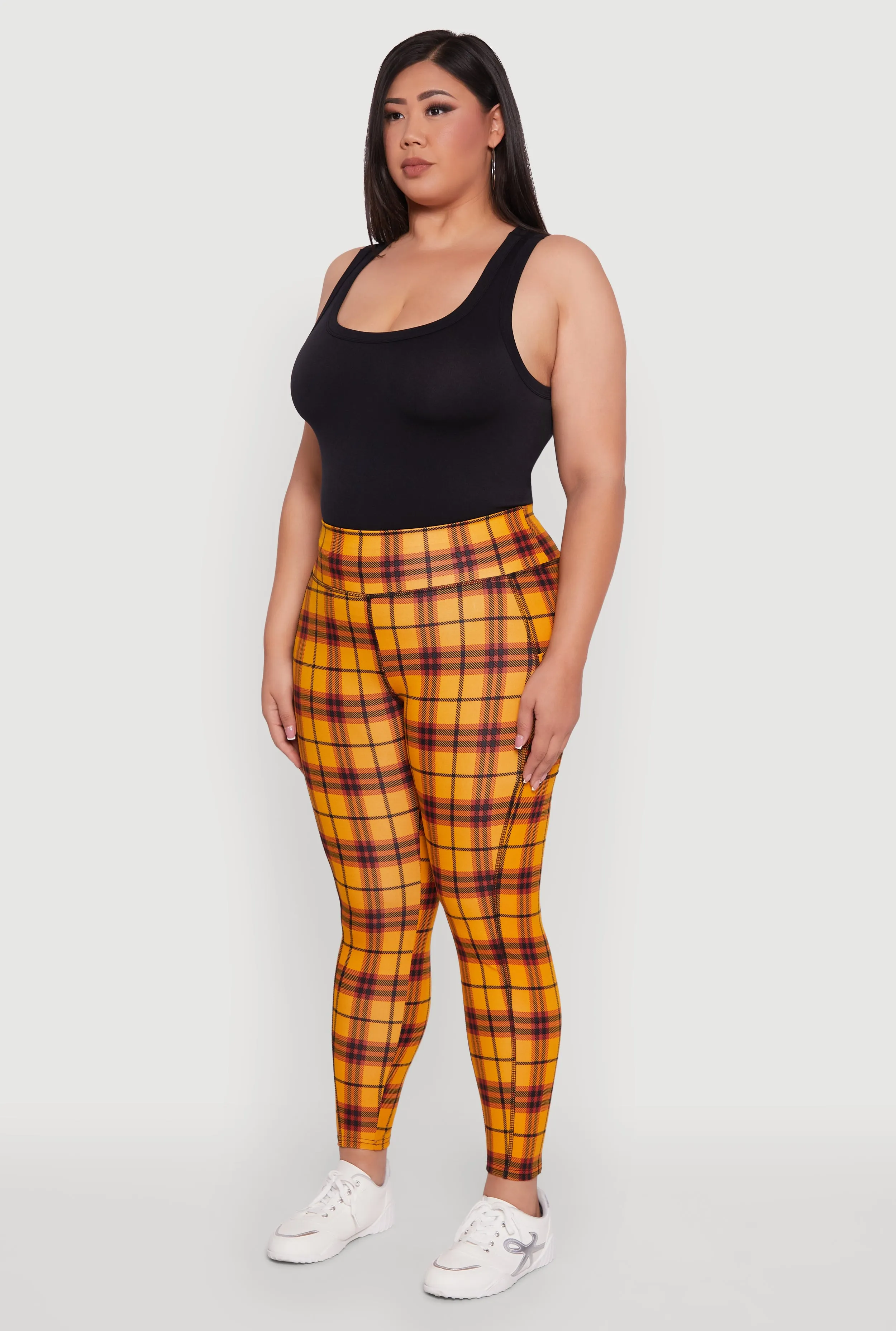 Plus Size High Waisted Cell Phone Pocket Plaid Leggings sold by Rainbow product image thumbnail 3