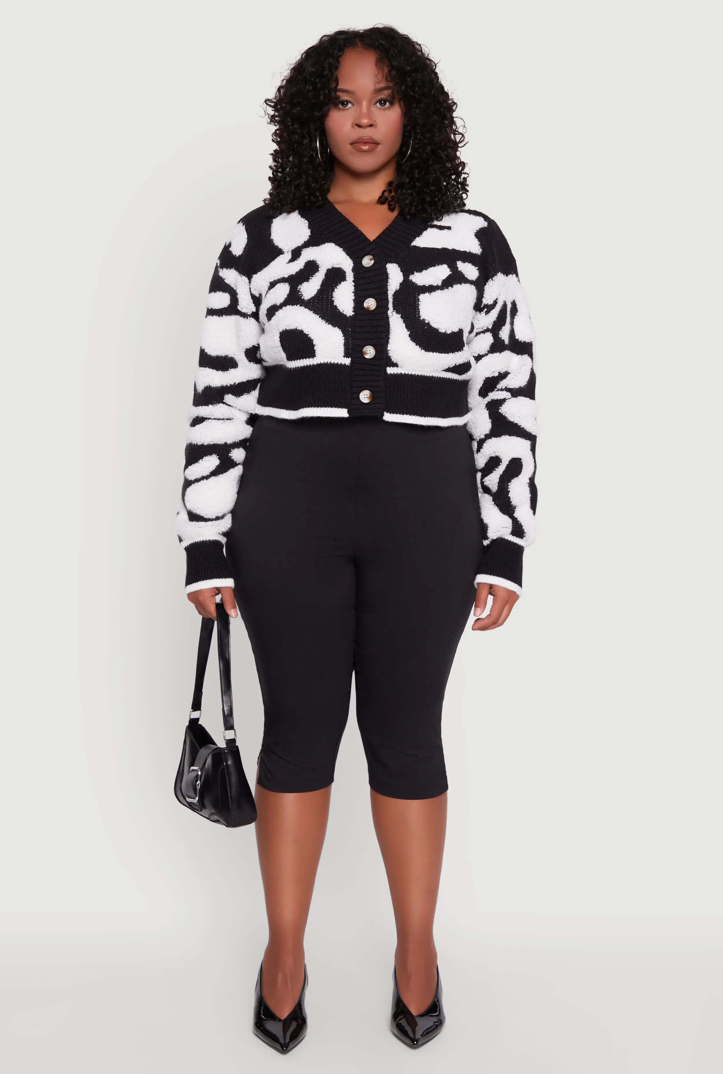 Plus Size Tufted Knit Button Front Cropped Cardigan sold by Rainbow product image thumbnail 3