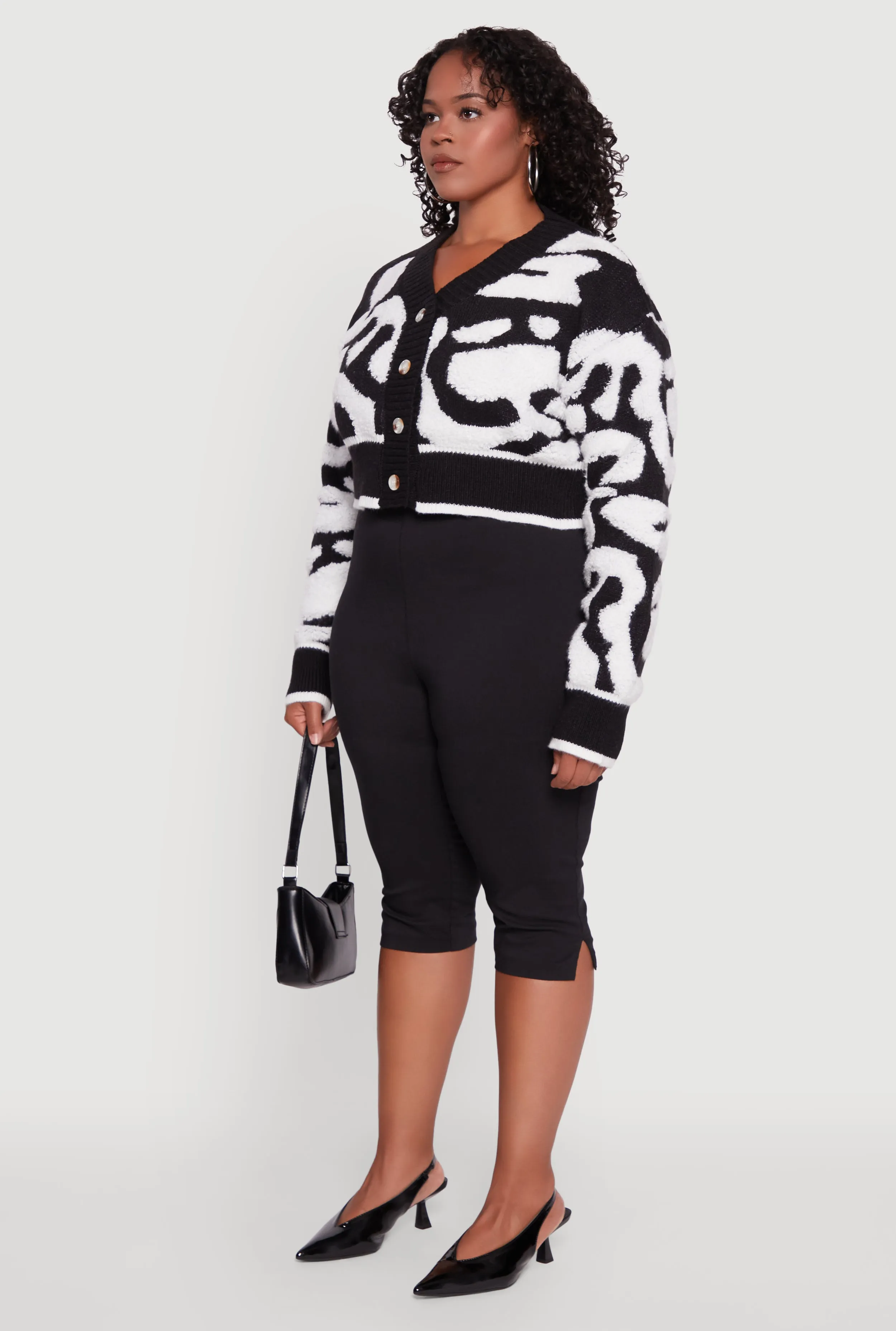 Plus Size Tufted Knit Button Front Cropped Cardigan sold by Rainbow product image thumbnail 5