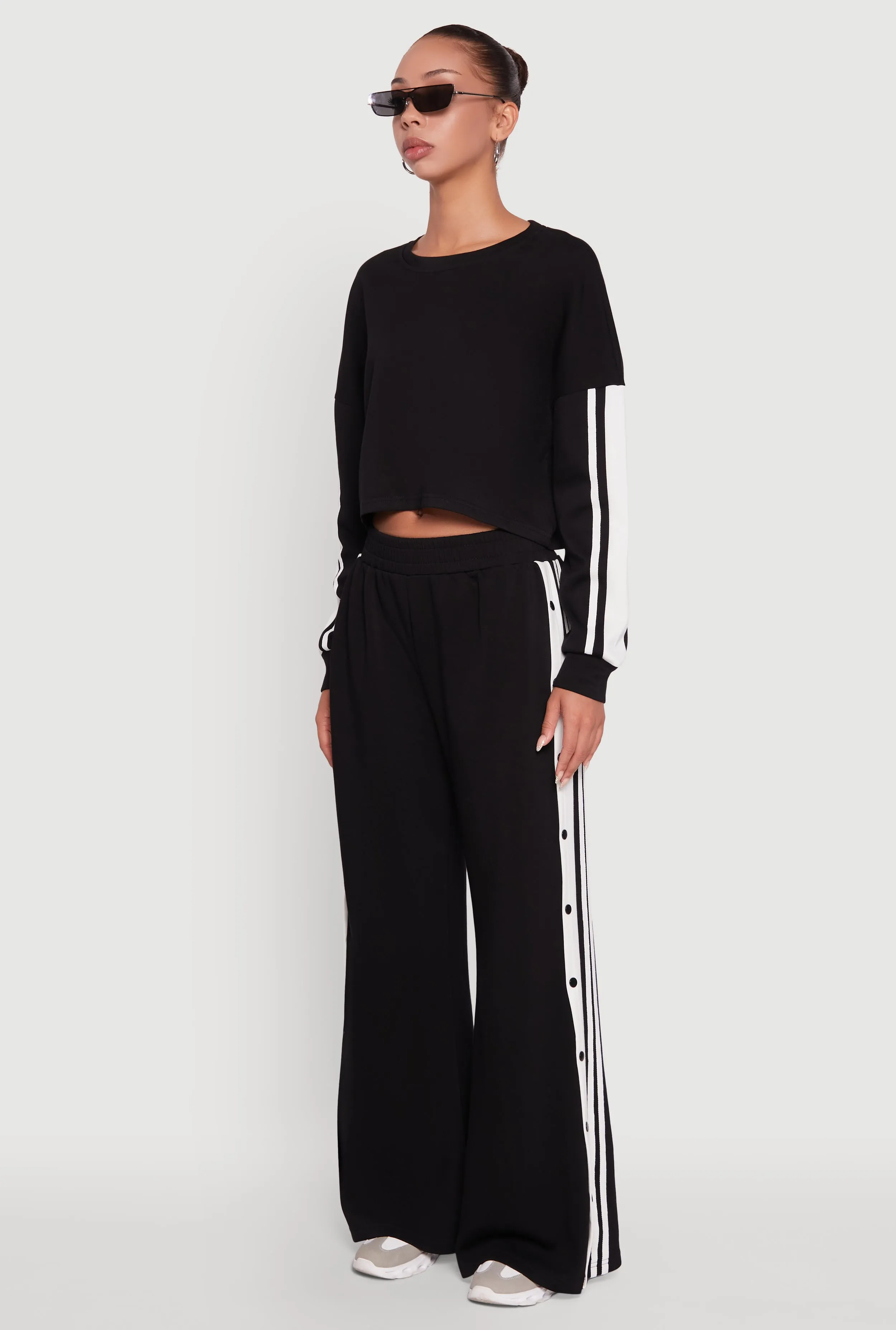 Contrast Trim Drop Shoulder Crop Top sold by Rainbow product image thumbnail 5