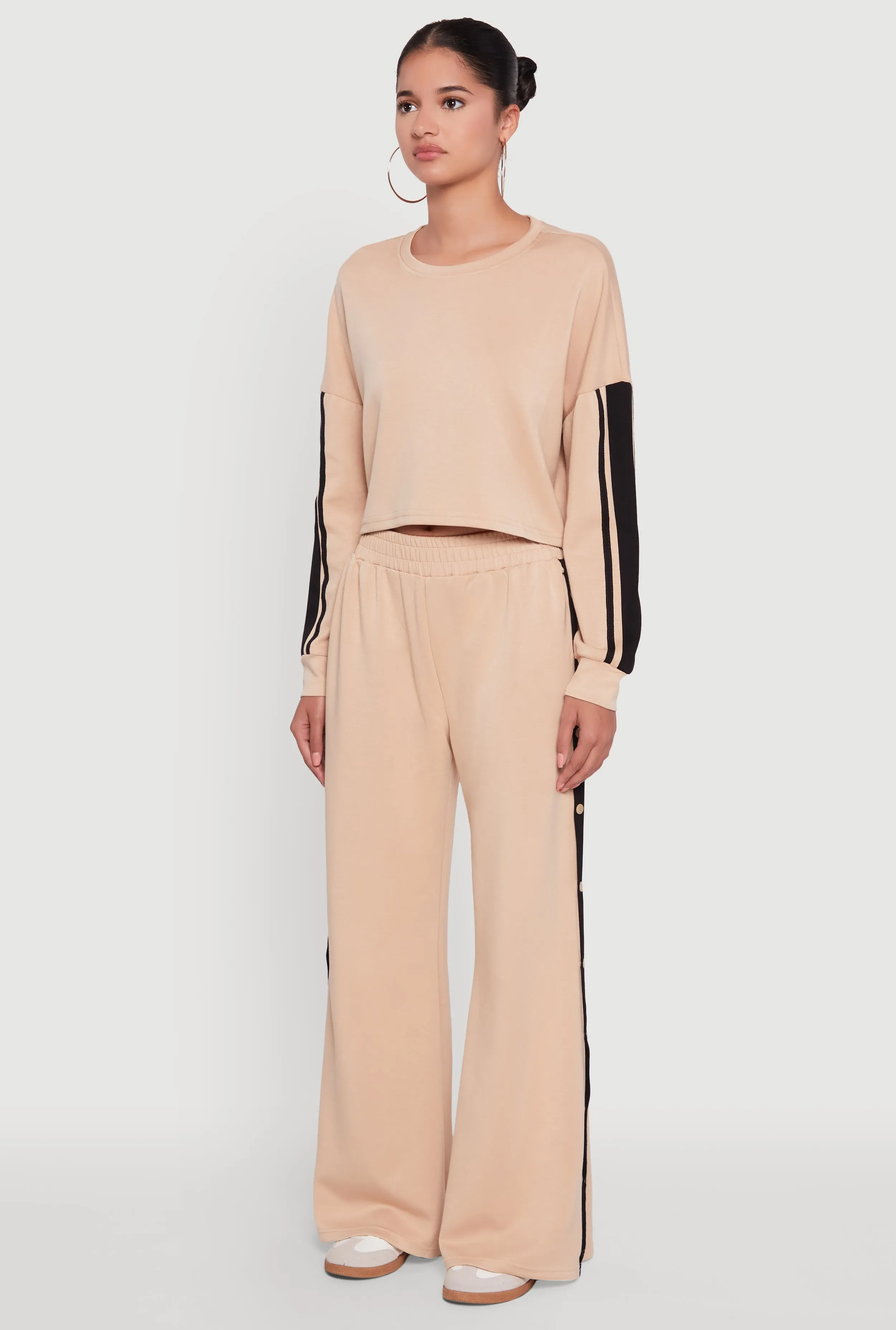 Contrast Trim Drop Shoulder Crop Top sold by Rainbow product image thumbnail 5