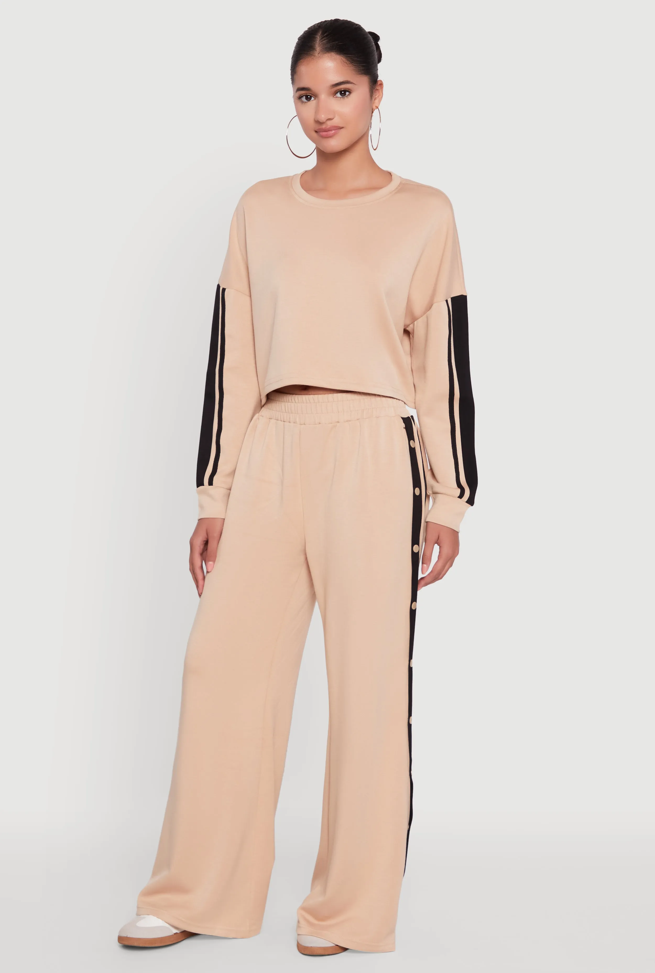 Contrast Trim Drop Shoulder Crop Top sold by Rainbow product image thumbnail 2