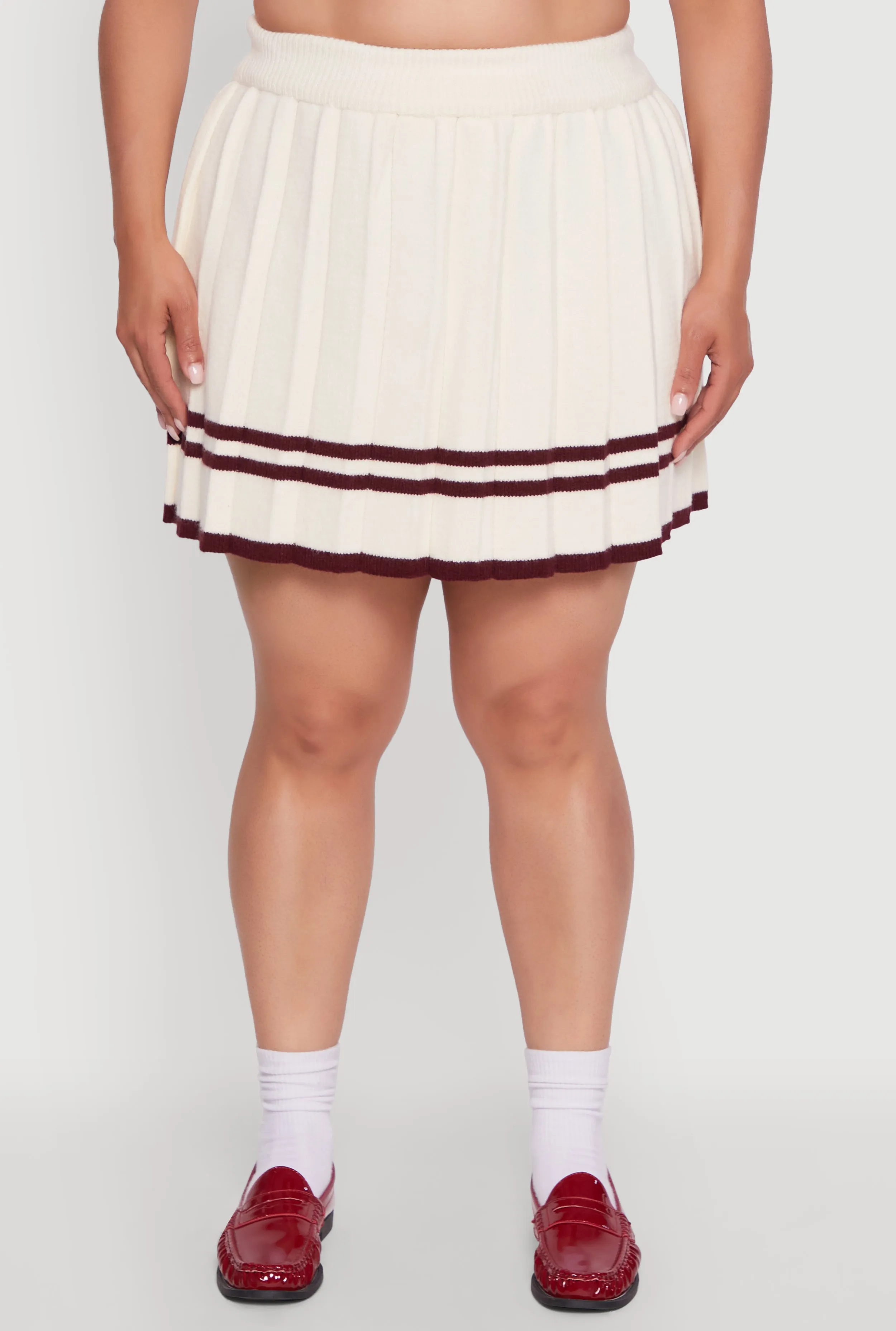 Plus Size High Waisted Varsity Stripe Pleated Skirt sold by Rainbow product image thumbnail 3
