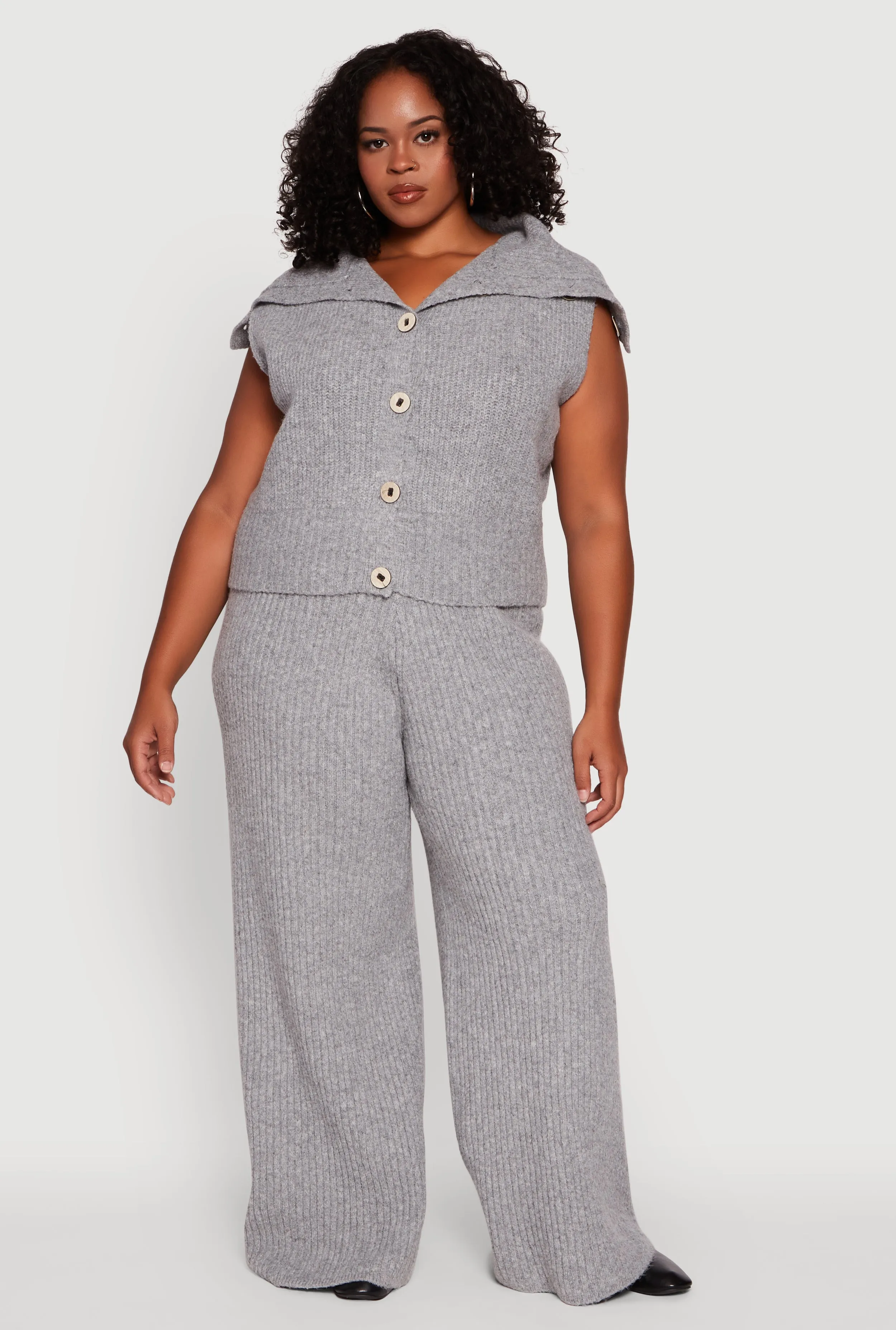 Plus Size Sleeveless Collared Button Front Cardigan sold by Rainbow product image thumbnail 3