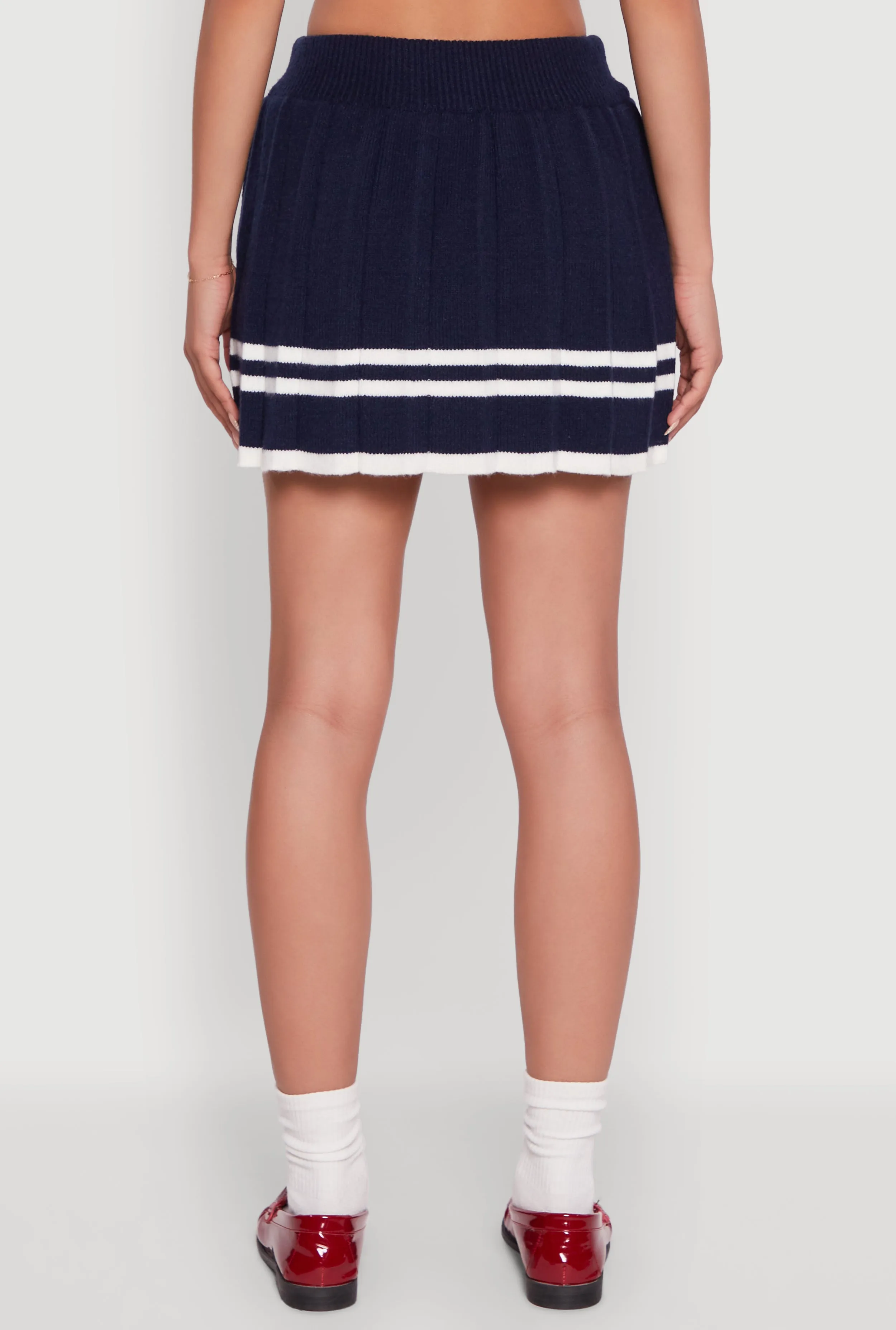 High Waisted Varsity Stripe Pleated Skirt sold by Rainbow product image thumbnail 5