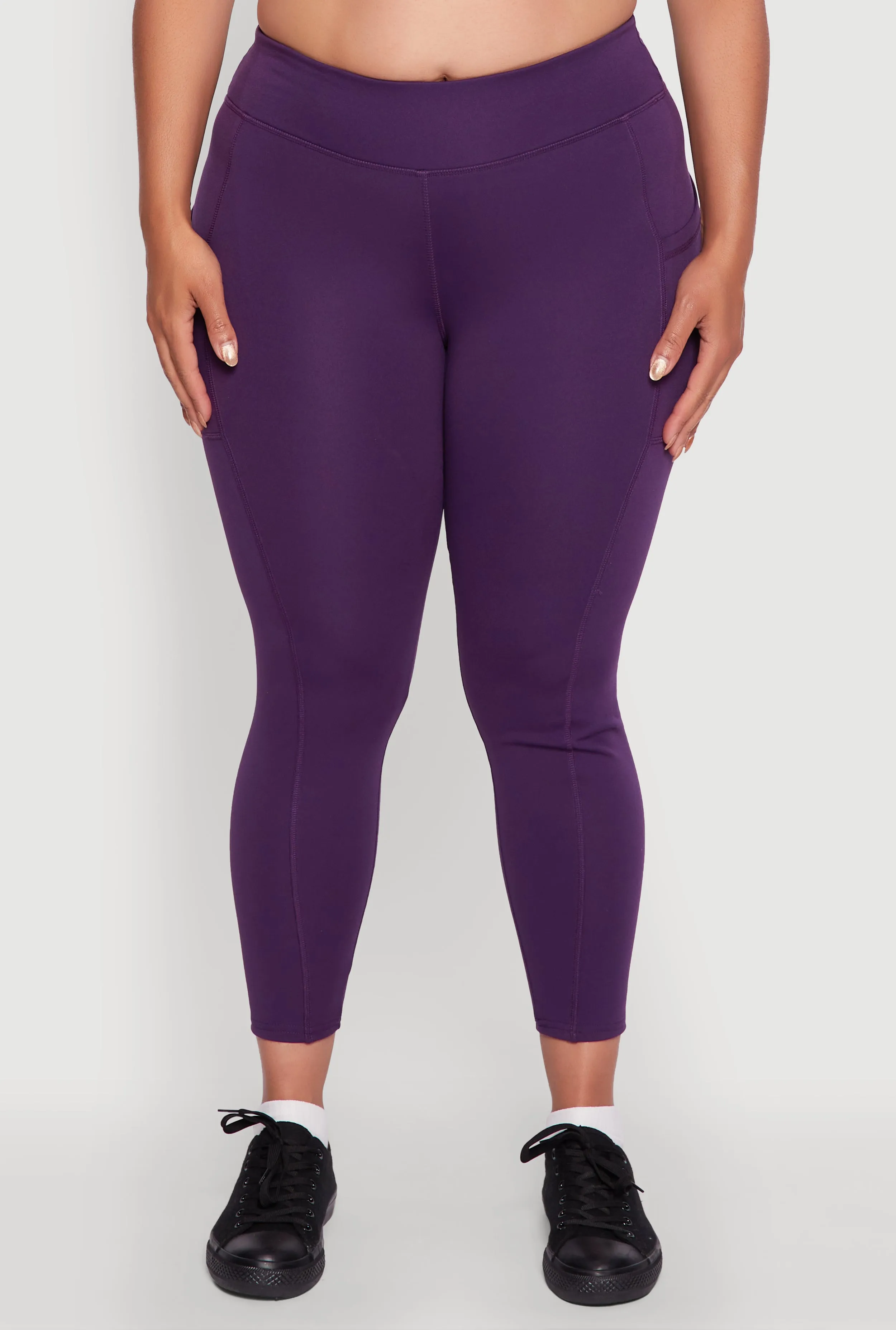 Plus Size Fleece Lined Cropped Leggings with Pockets sold by Rainbow product image thumbnail 5