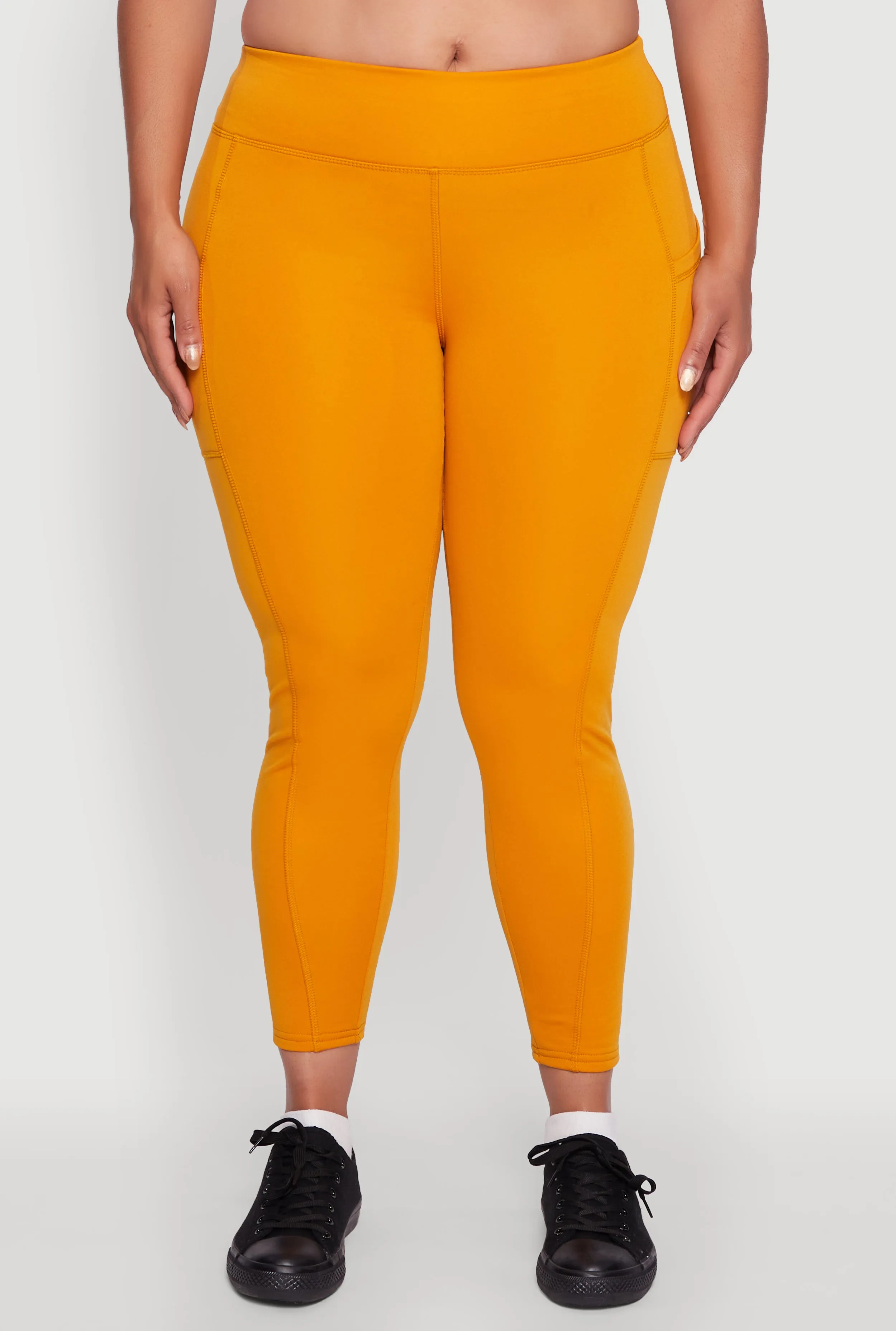 Plus Size Fleece Lined Cropped Leggings with Pockets sold by Rainbow product image thumbnail 5