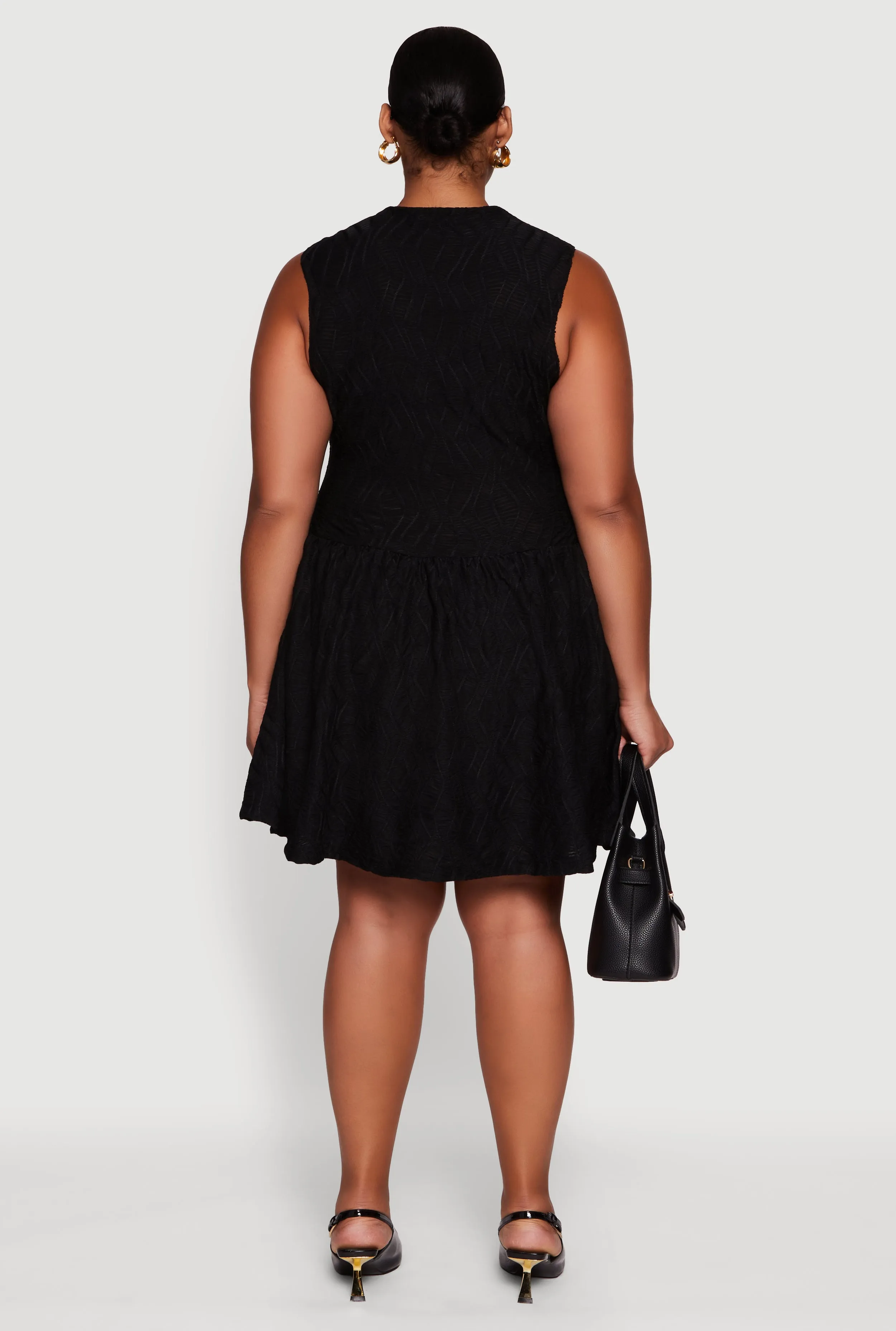 Plus Size Textured Knit High Neck Sleeveless Skater Dress sold by Rainbow product image thumbnail 5