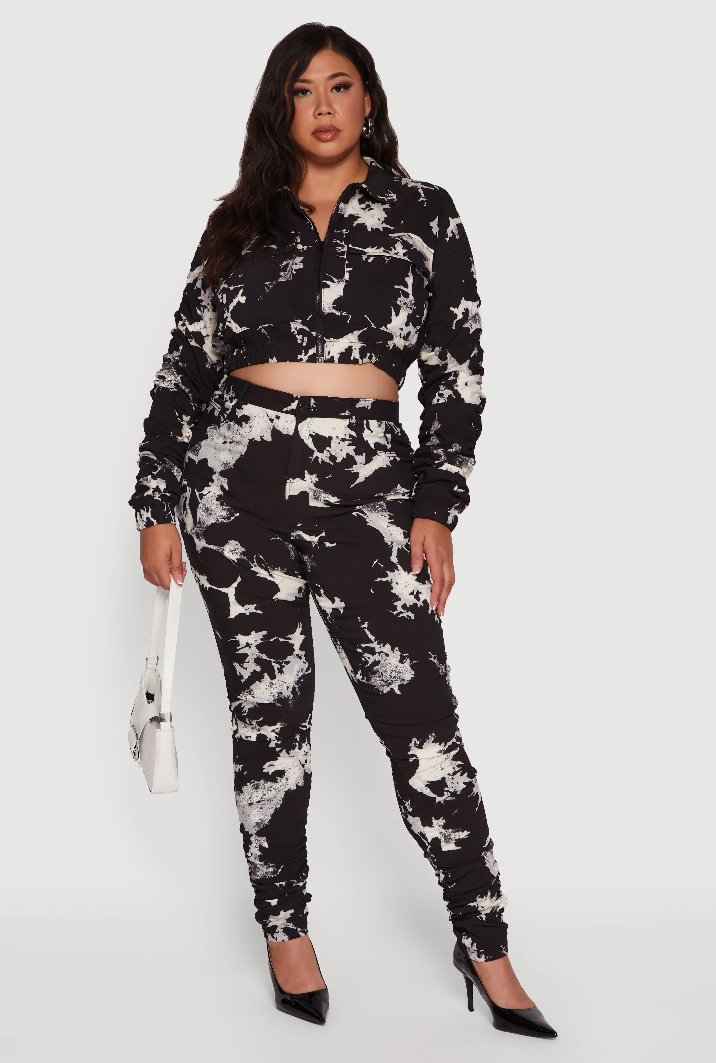 Plus Size High Waisted Side Ruched Patterned Pants sold by Rainbow product image thumbnail 2