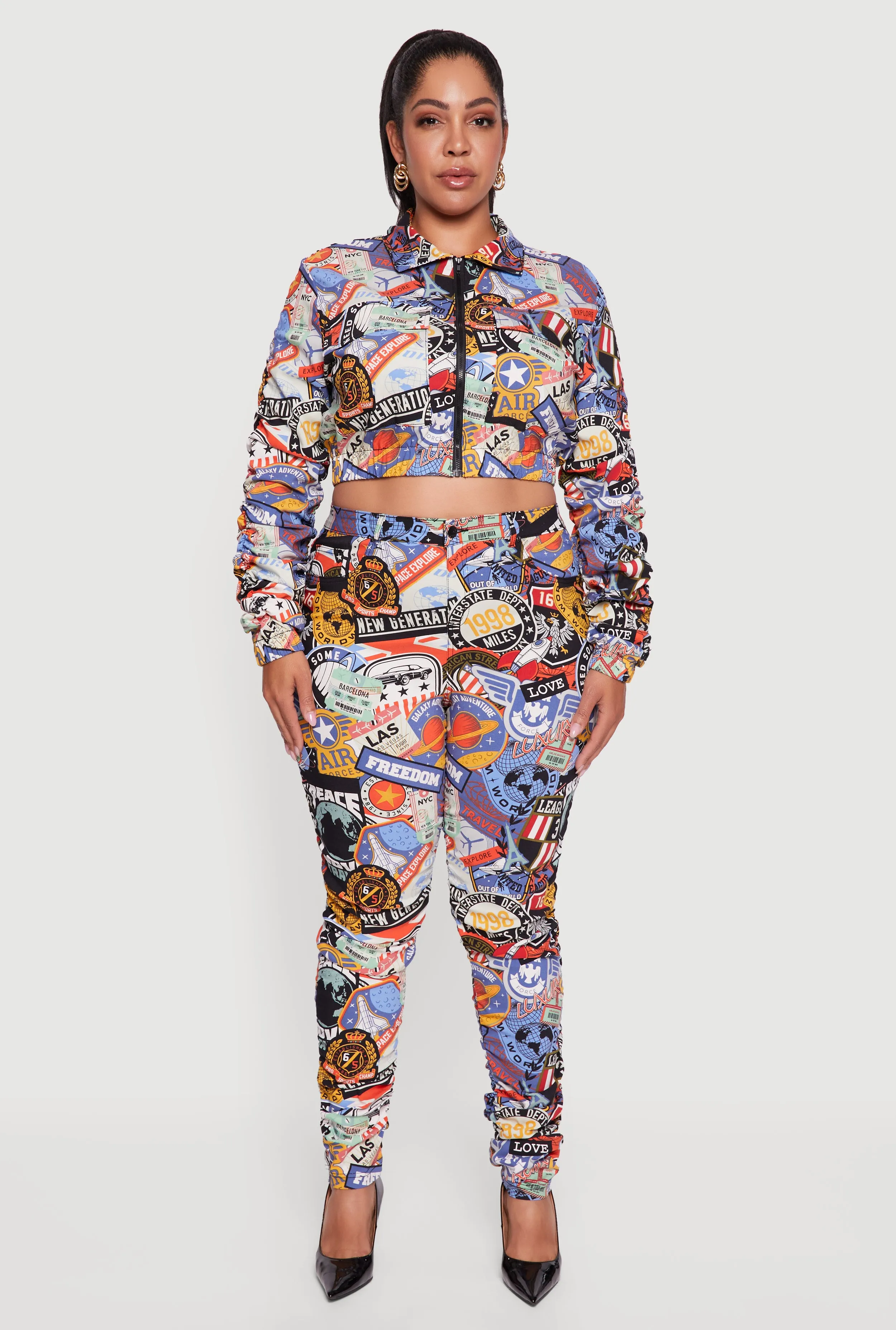 Plus Size Side Ruched Patterned Zip Front Cropped Jacket sold by Rainbow product image thumbnail 3