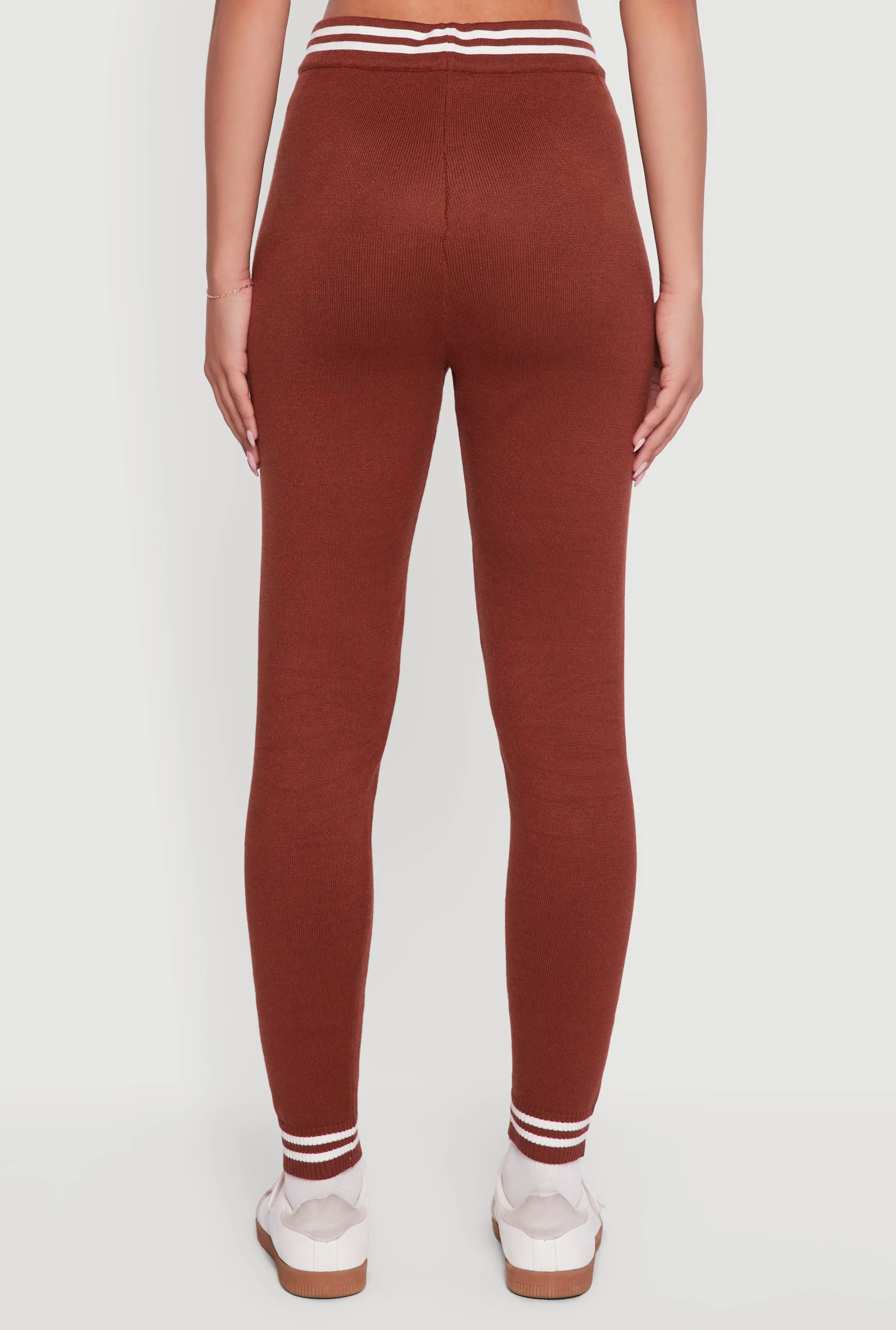 06 Graphic Varsity Stripe Skinny Leg Sweatpants sold by Rainbow product image thumbnail 5